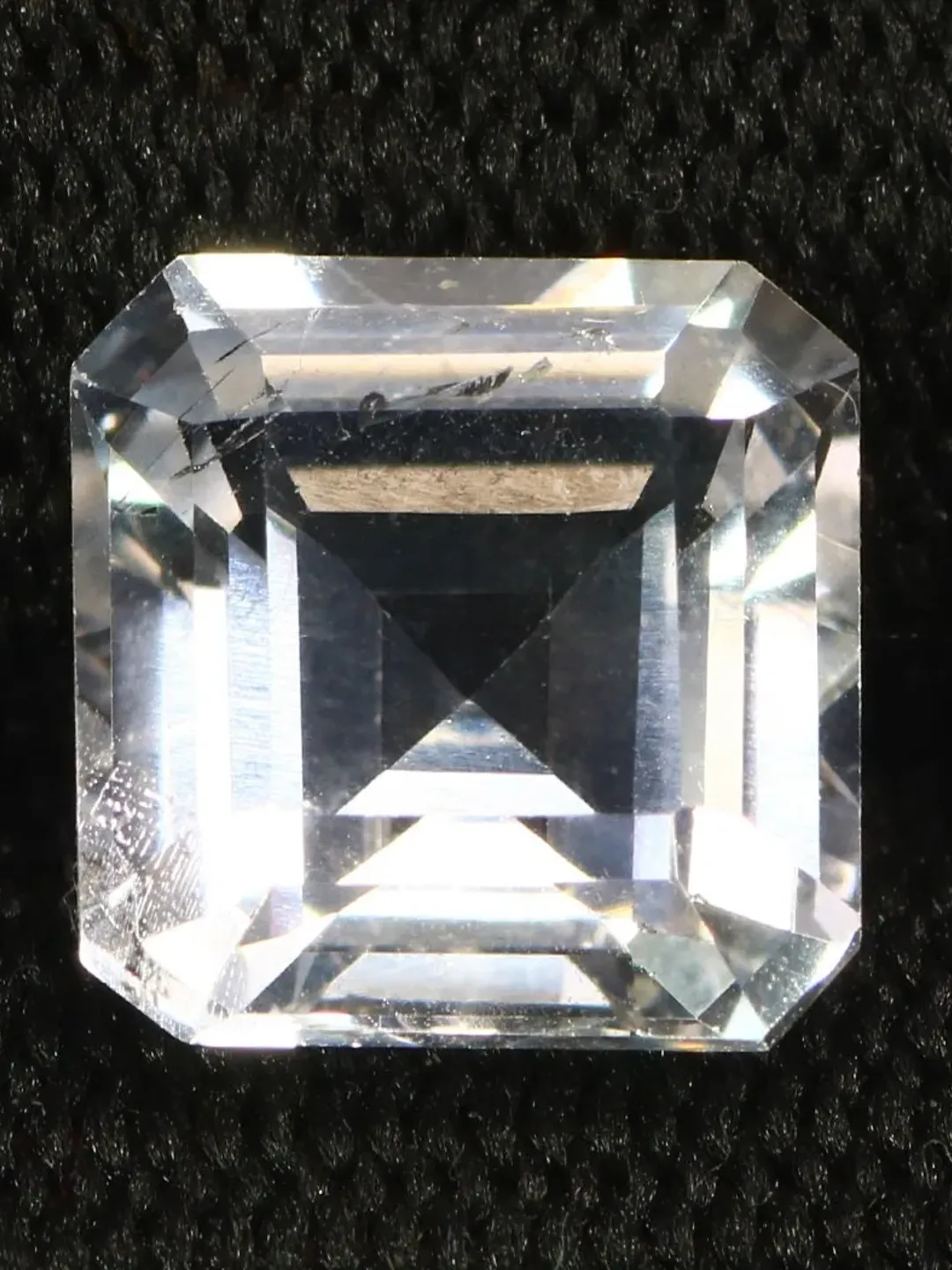 4.23 CT Magnificent Ultra! Rare Unheated 100% Natural Mexican Danburite