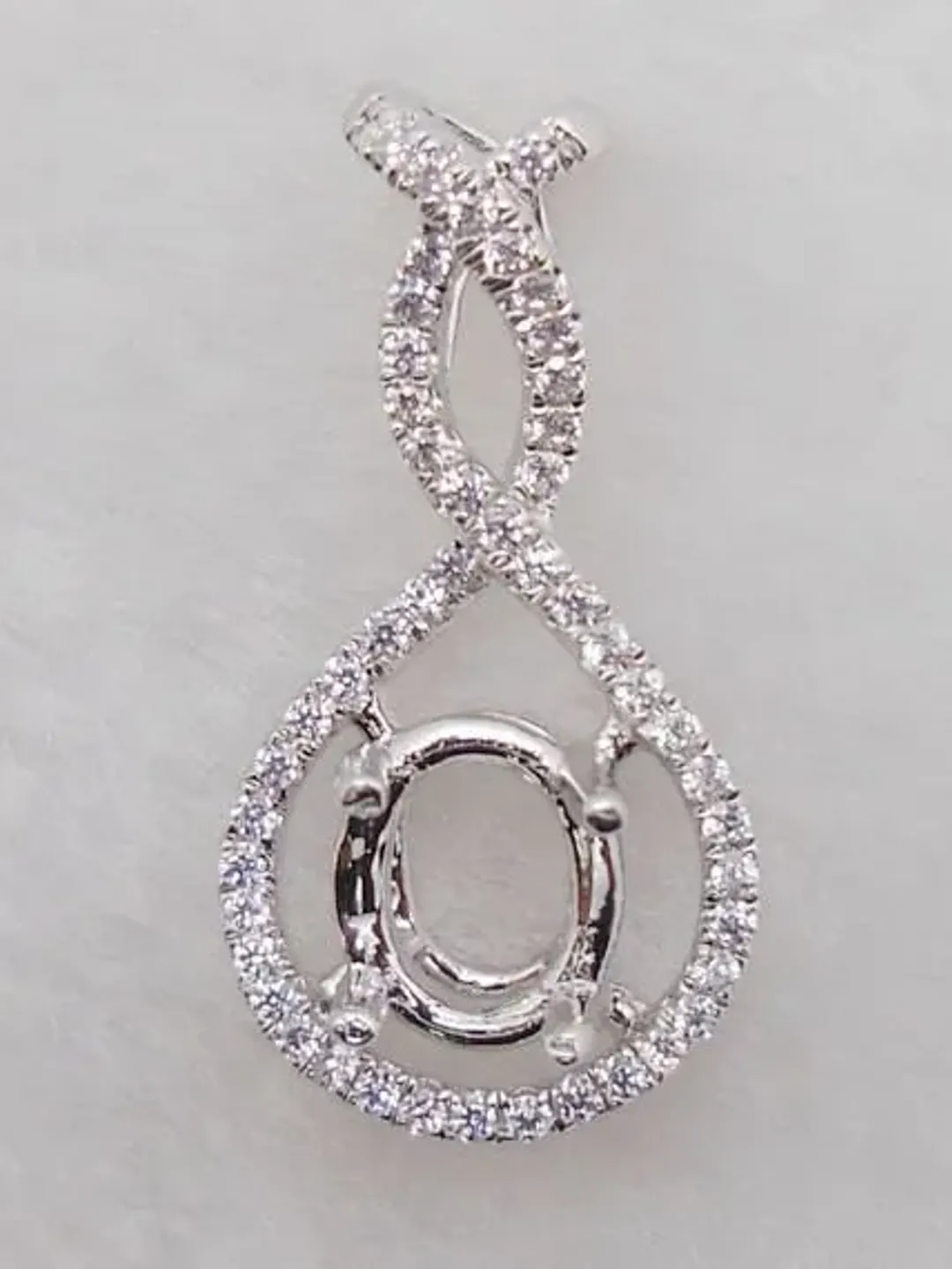 Solid 14K White Gold Oval Shape 6X8MM Semi Mount Pendant, Pendant Setting