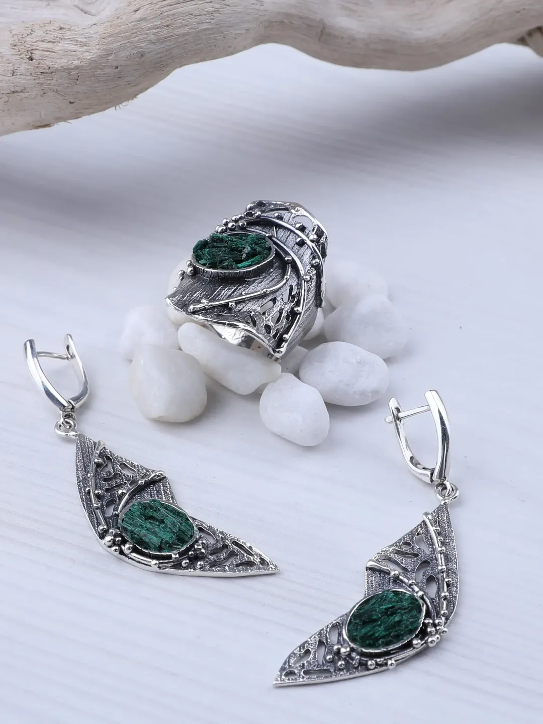 MADE TO ORDER Sterling 925 silver, green malachite  jewellery set. hand crafted jewellery set earrings and ring.