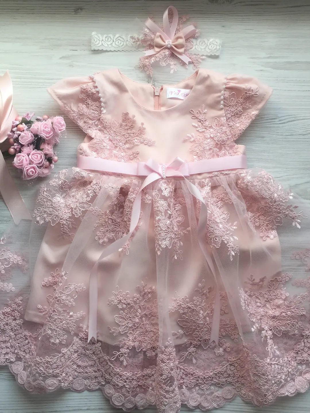 Dress for baby. Dress for girl. Dress for birthday. Baptism dress. Christening dress. Flower girl dress. Dress with lace.Dress with headband