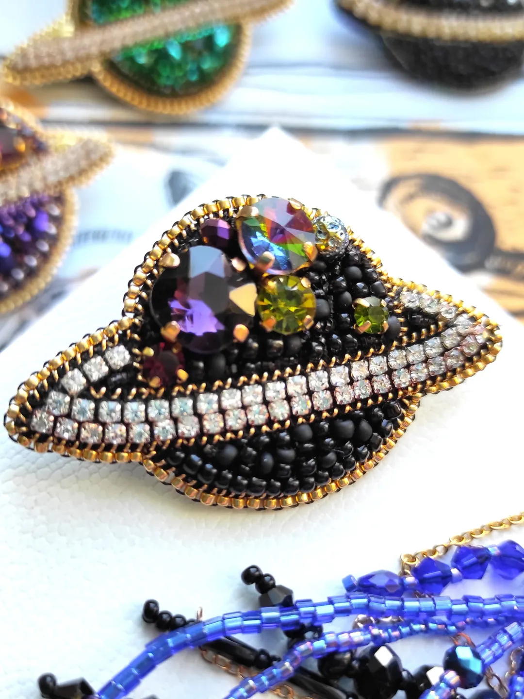 Black Saturn brooch, beaded brooch, embroidered brooch, space pin, planet pin, brooch pin, handmade brooch, gift for her