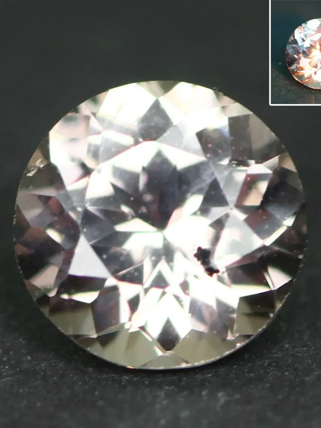 0.42 CT Stunning Rarest Unheated 100% Natural Color Change Malaya Garnet