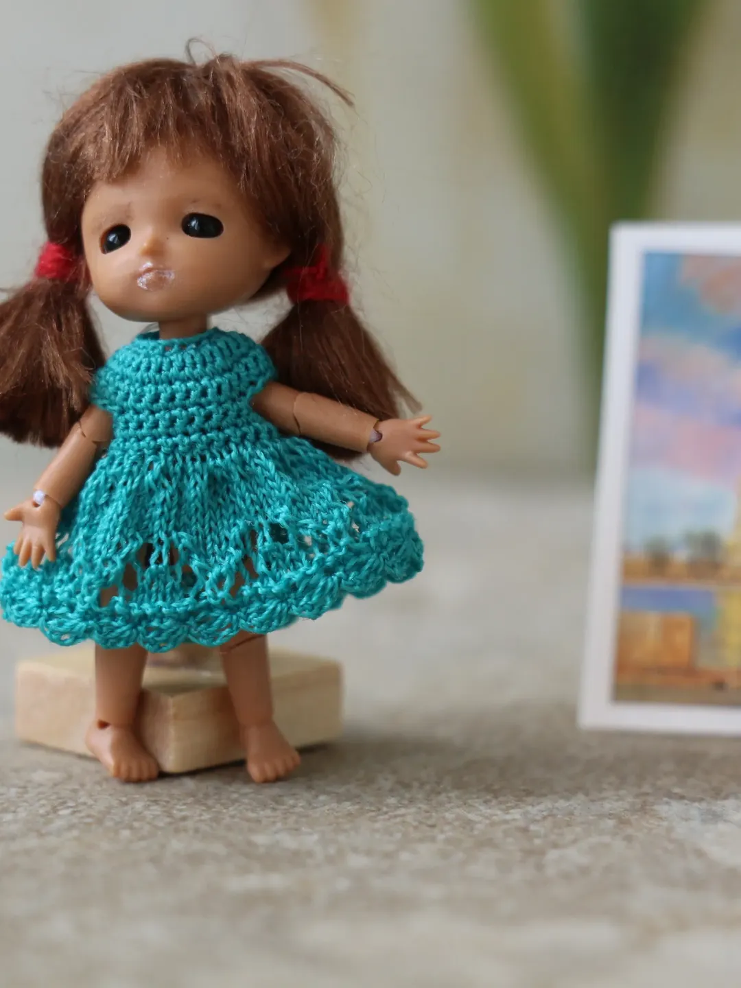 Miniature turquoise knitted dress. Micro dress for mini geliefuxiaoxiao BJD 1,5 inches