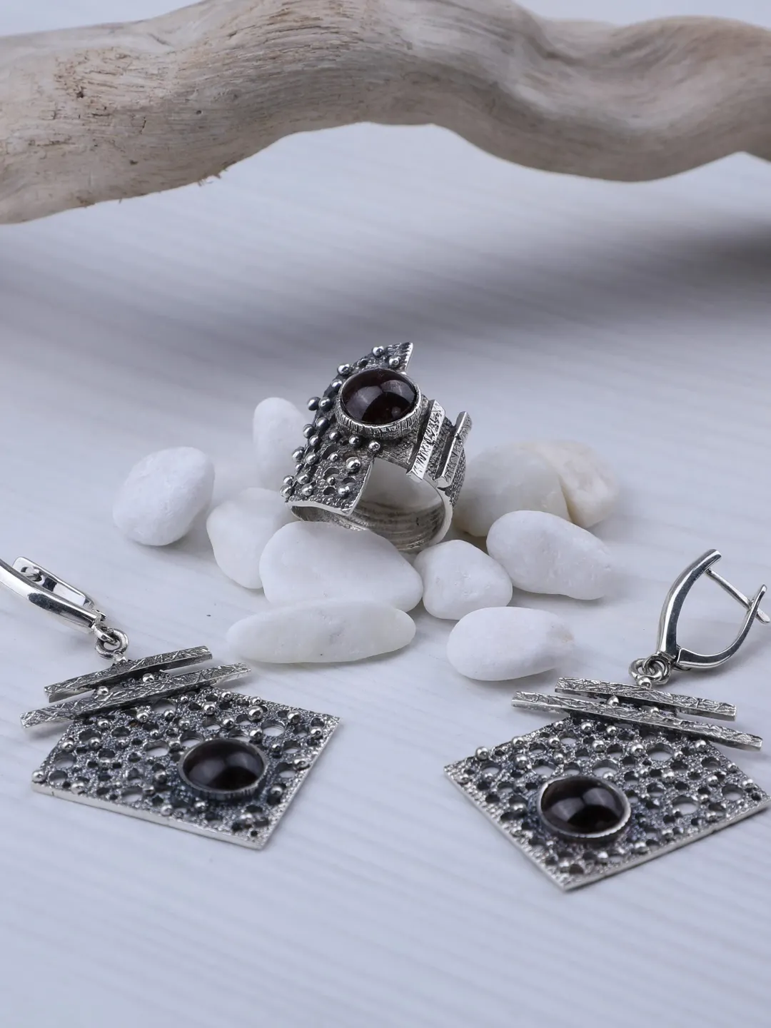 MADE TO ORDER Sterling 925 silver, red garnet  jewellery set.  beautiful earrings and ring.