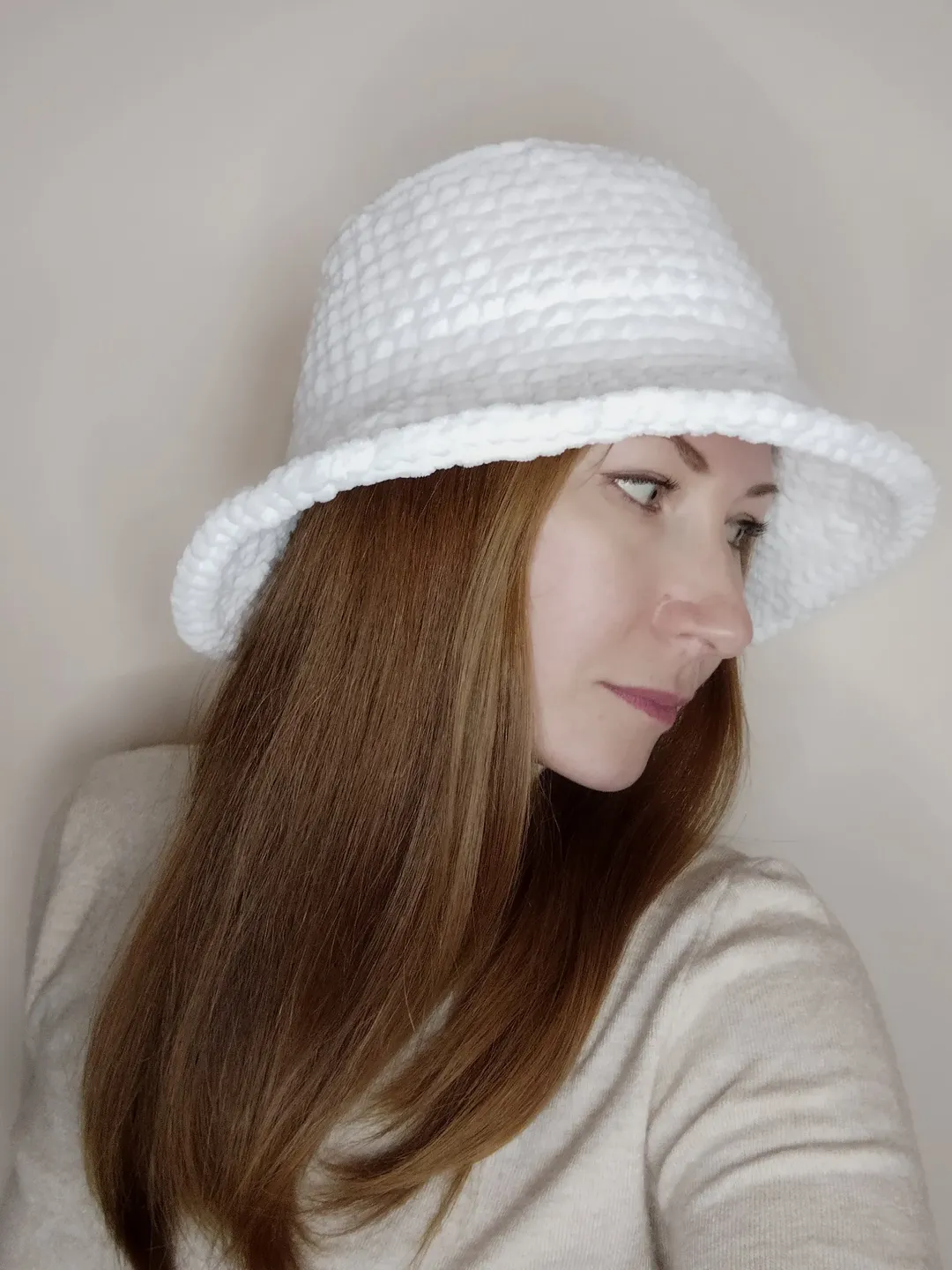 Fluffy bucket hat hand knit. White fluffy bucket hat crochet for women.