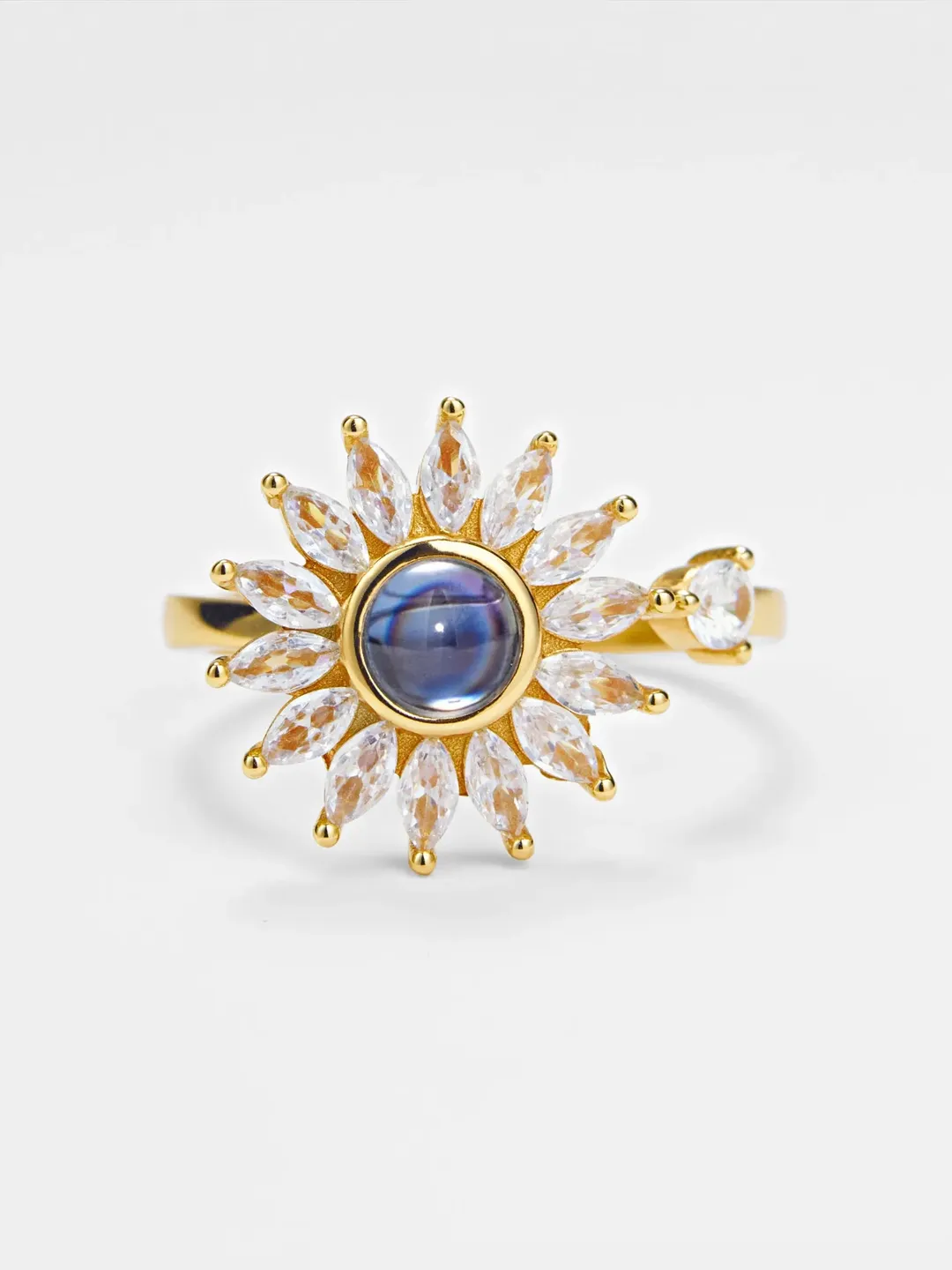 PERIMADE Daisy Flower Photo Projection Ring • Personalized Picture Inside Ring • Sterling Silver Keepsake Jewelry • Trendy Best Friend Gift