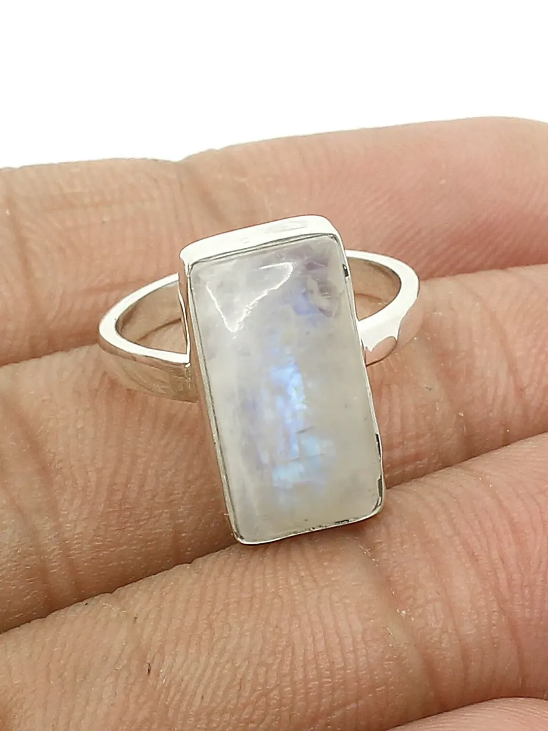 Natural Rainbow Moonstone Ring, 925 Sterling Silver Ring, Statement Ring, Long Rectangle Ring, Birthstone Ring, Midi Ring, Moonstone Jewelry