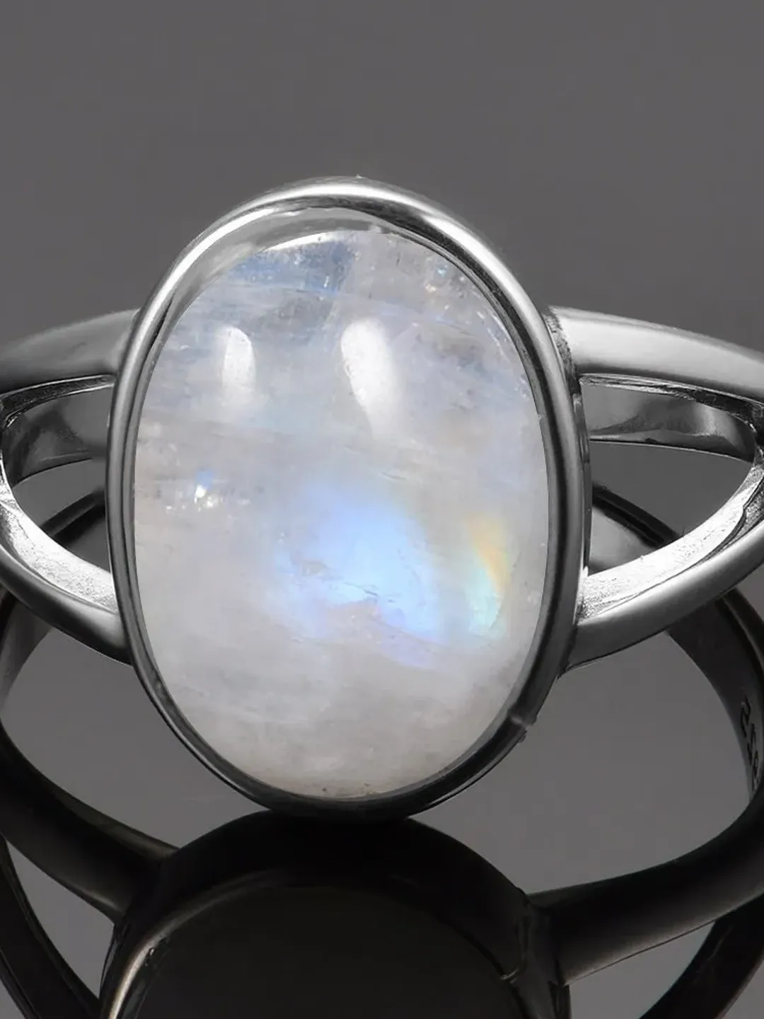 Minimalist Moonstone Ring, Moonstone Ring, Silver Moonstone Ring, Silver Vintage Ring, Moon Stone Ring, Ring with Gem