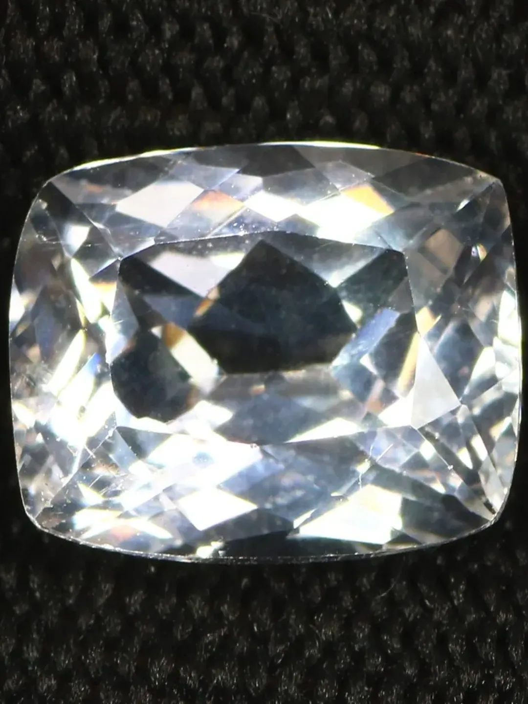 3.76 CT Magnificent Ultra! Rare Unheated 100% Natural Mexican Danburite