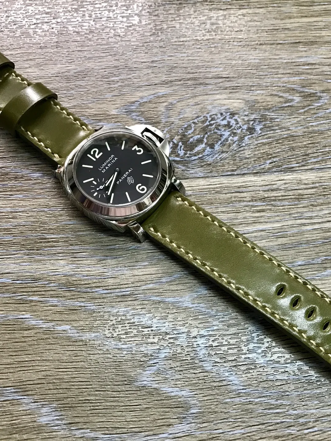 24mm watch band, leather watch Band, Shell Cordovan leather, Leather Watch Strap, 24mm watch strap, 26mm strap, Army green, FREE SHIPPING