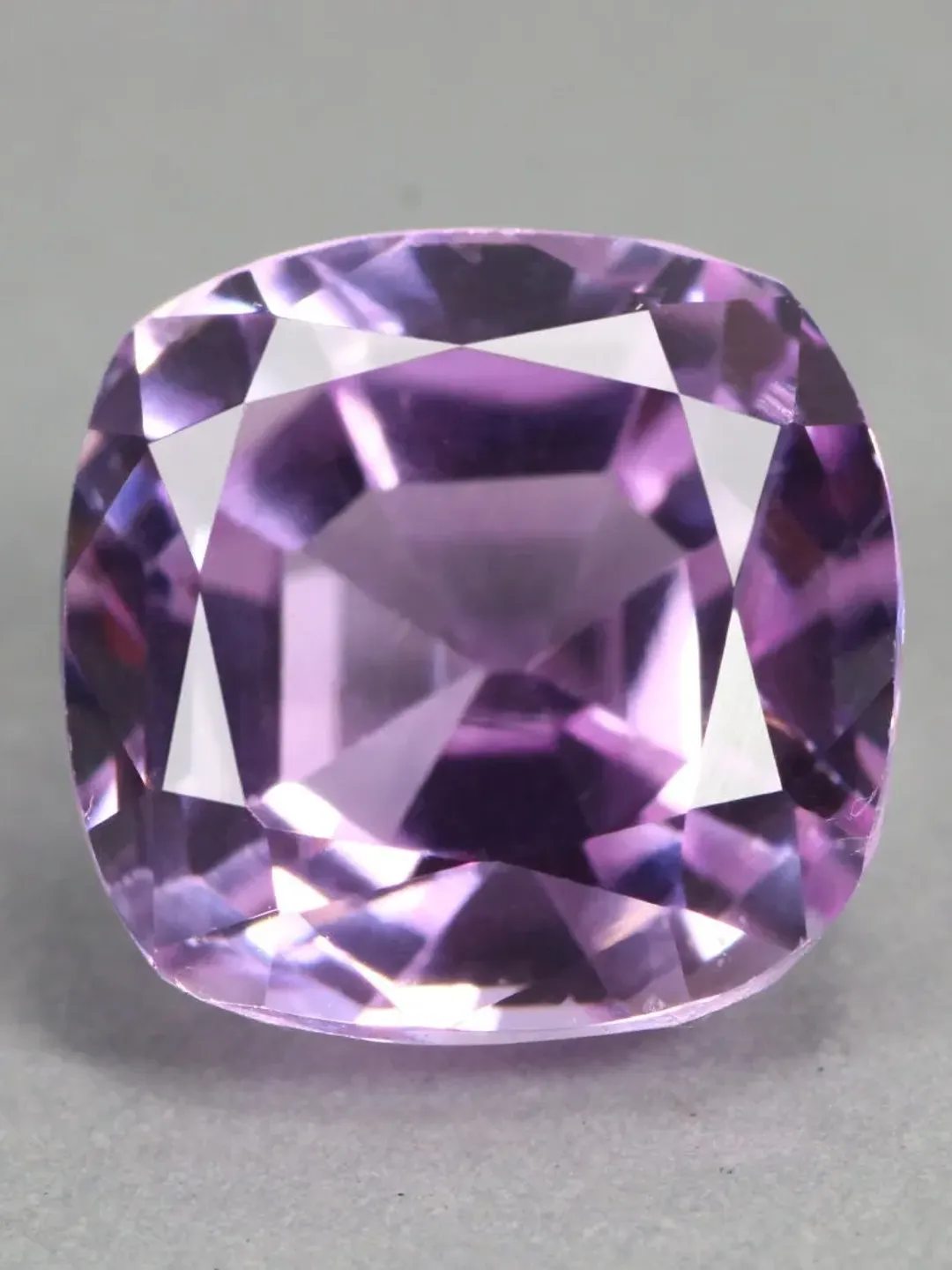 11.22 CT Superb Hot Pink ! Cushion Cut 100% Natural Kunzite From Pakistan