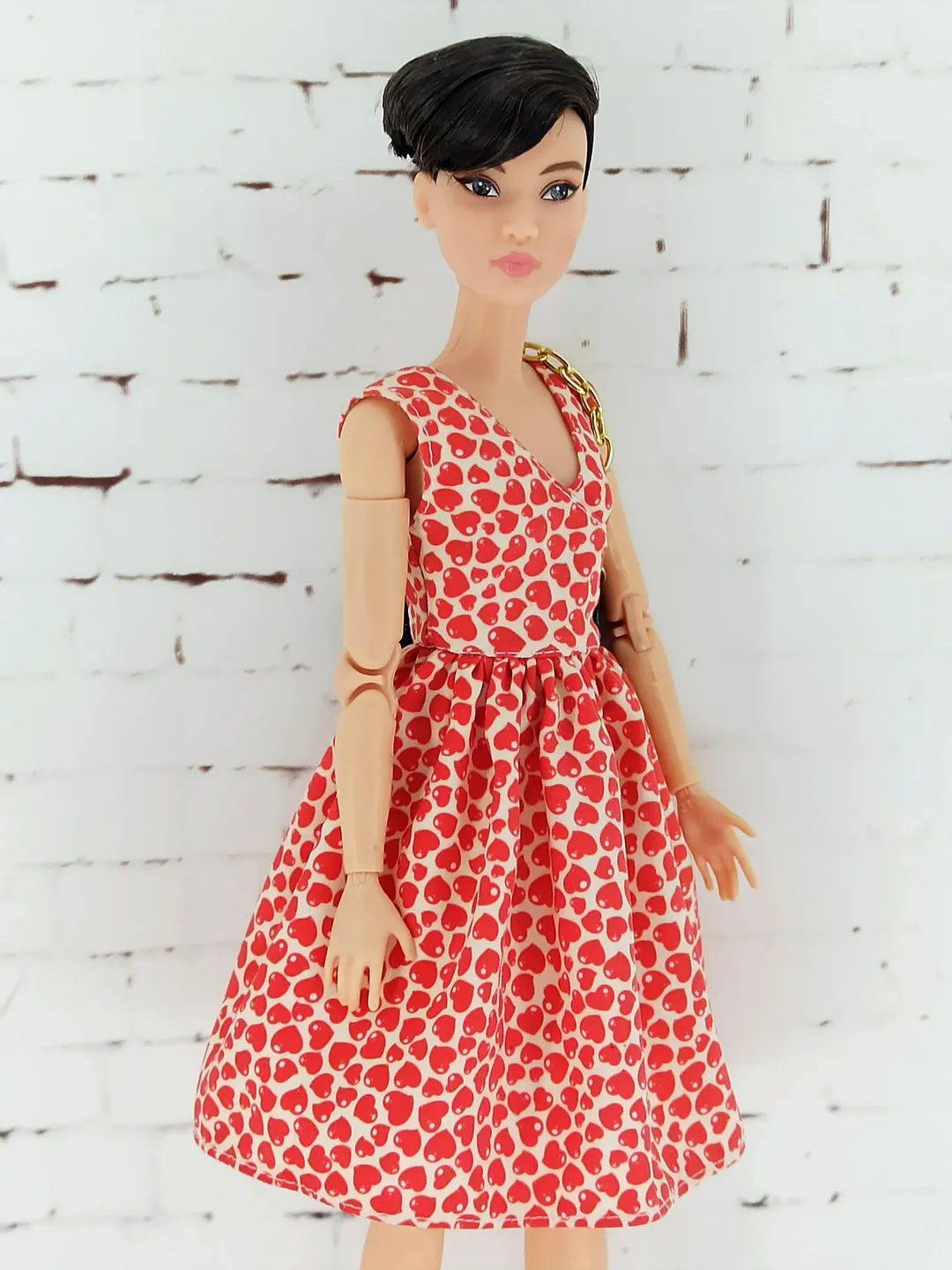 Summer dress with red hearts for Barbie Doll (Petit)