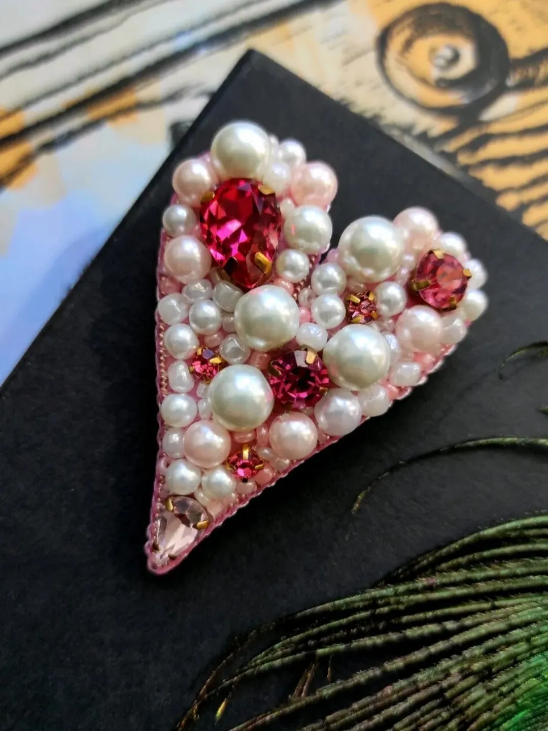 Beaded heart brooch, heart pin, burning heart brooch, heart, heart pin, hearts, brooch, bead brooch, gift for her, pin