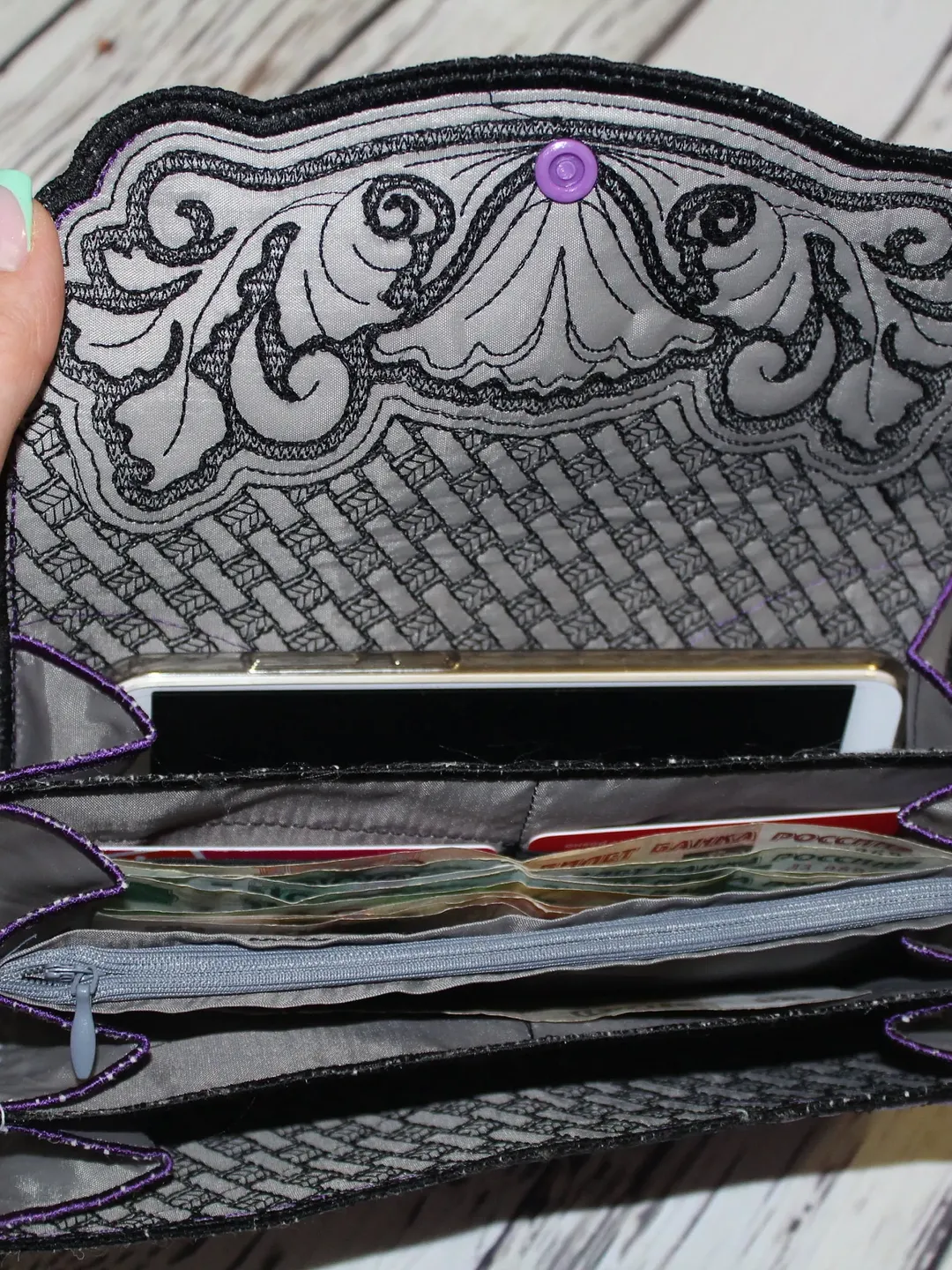 Wallet Machine embroidery designs. In the Hoop purse, phone case ...