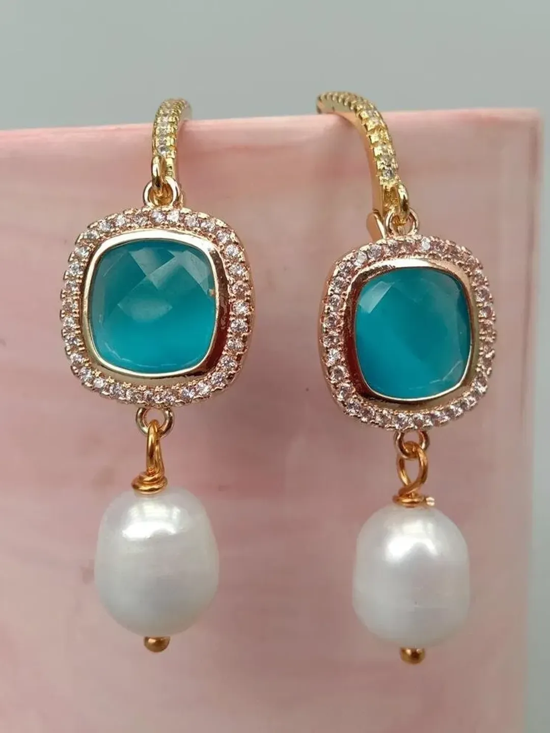 Gold Dangle Hoop Earrings with Pearls, Pearl Hoop Earrings, Pearl Dangle Hoop Earrings, Bohemian Hoop Earrings, Pearl Hoop Drop Earrings