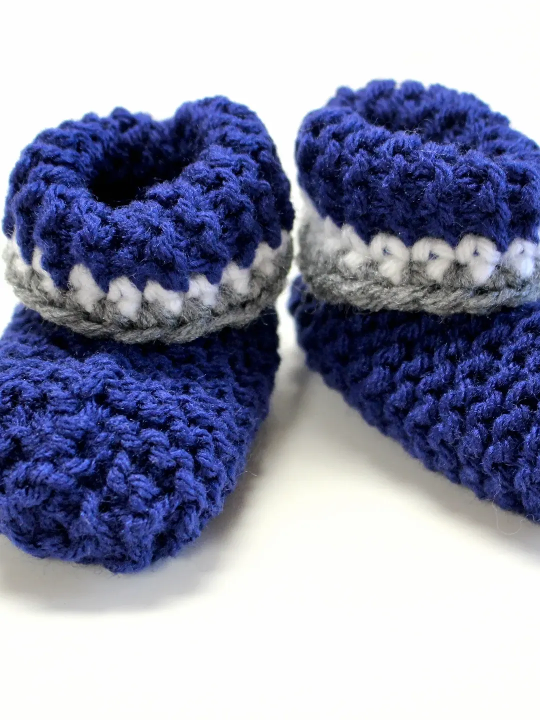 Navy Blue and Gray Baby Booties, Baby's First Shoes, Knit Yarn Sock, Newborn Photoshoot Prop, Expectant Parent Photography, Baby Shower Gift