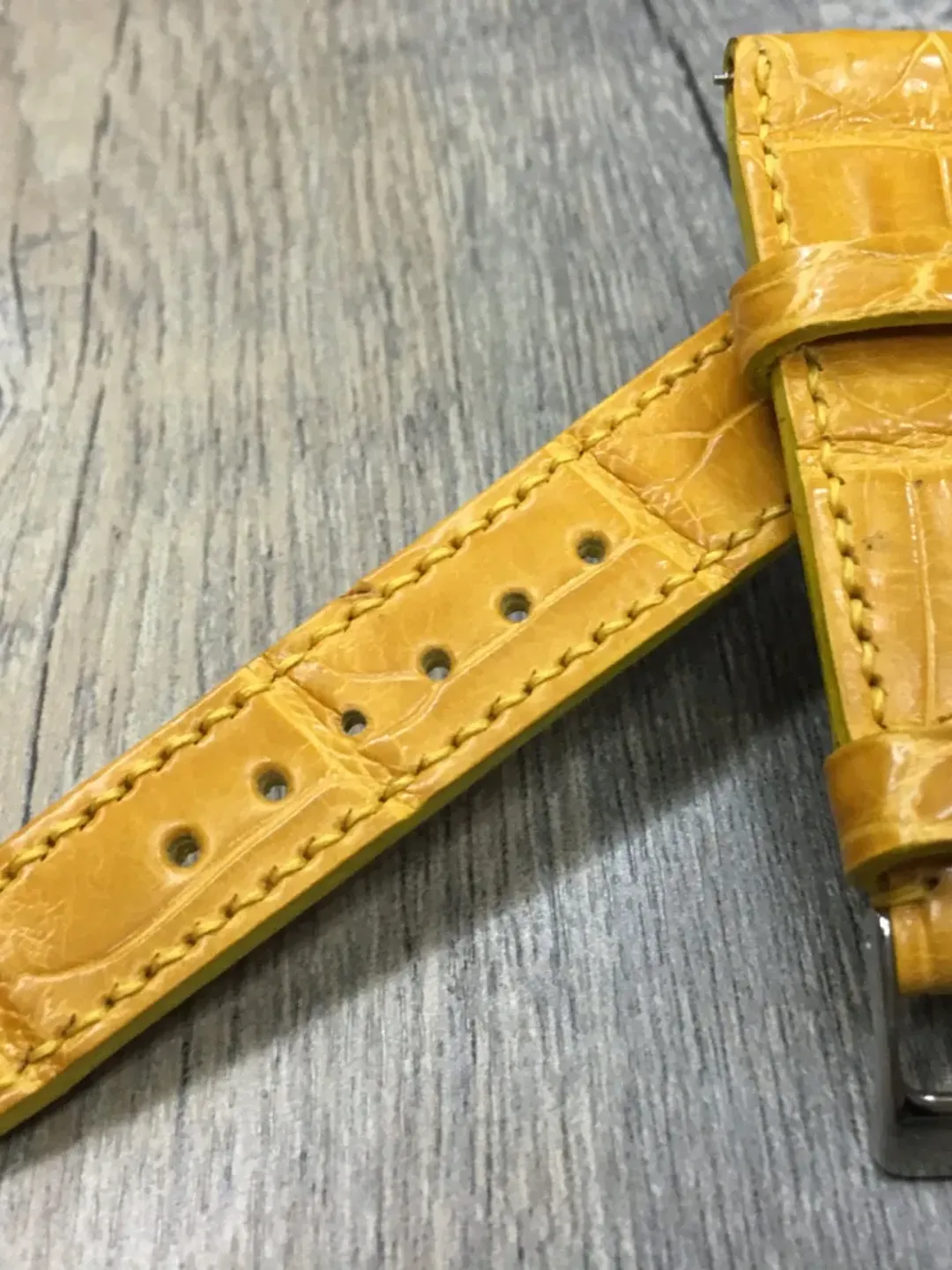 Leather watch band, watch strap, 20mm watch band, leather Strap, 20mm lug, Yellow watch strap, Yellow watch band, FREE SHIPPING