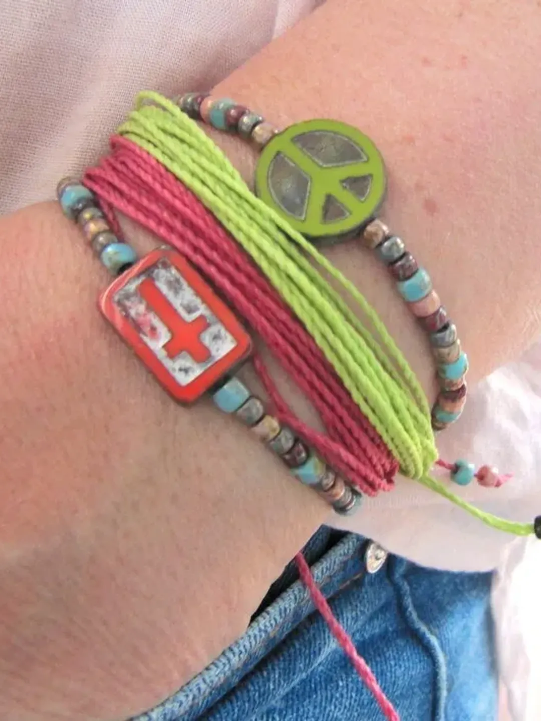 Beaded bracelet boho chic style, macrame beaded bracelet gift for women / men, hippie beaded bracelet, Best friend gift. Gift for mother