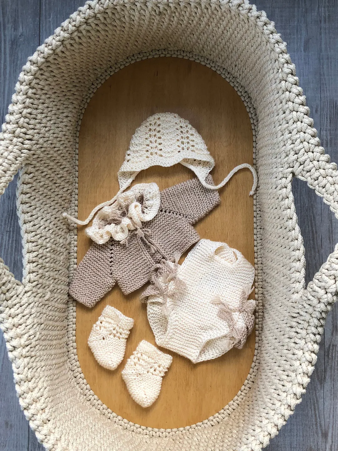 Hand made outfit for baby girl. Knit clothing set for baby. Beige and ivory jacket, romper, hat and socks for baby girl. Photo props.