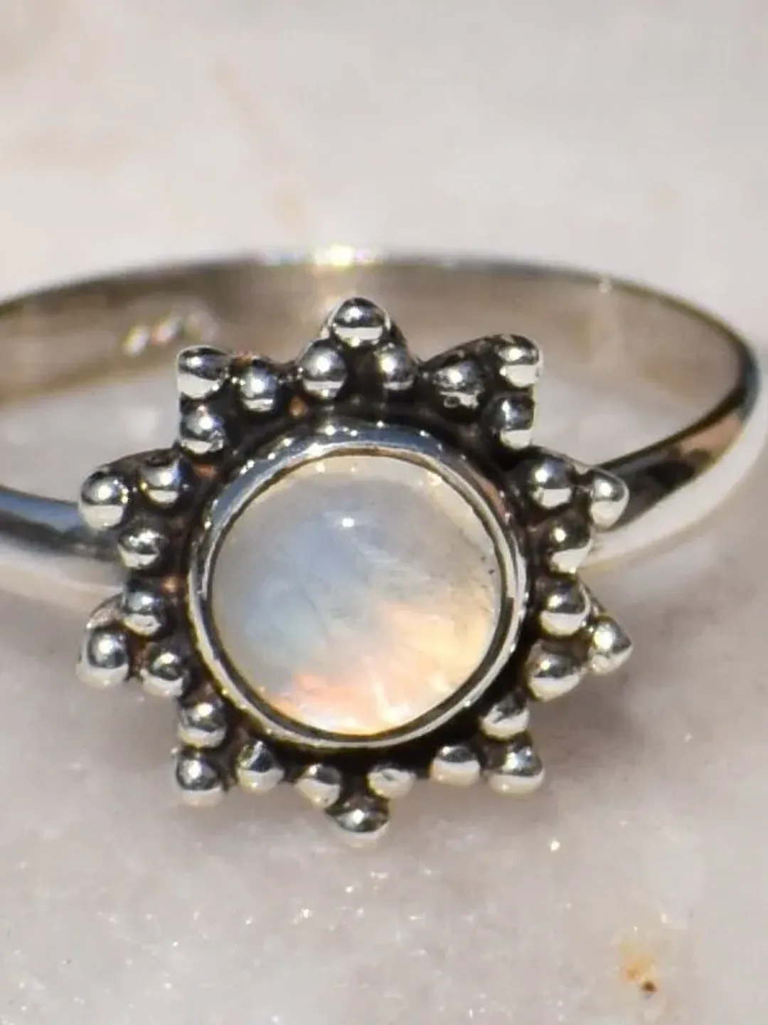 Rainbow Moonstone Ring, 925 Silver Ring, Round Gemstone, Natural Moonstone, Zodiac Ring, Unisex Ring, Bohemian Ring, Statement Ring, Jewelry