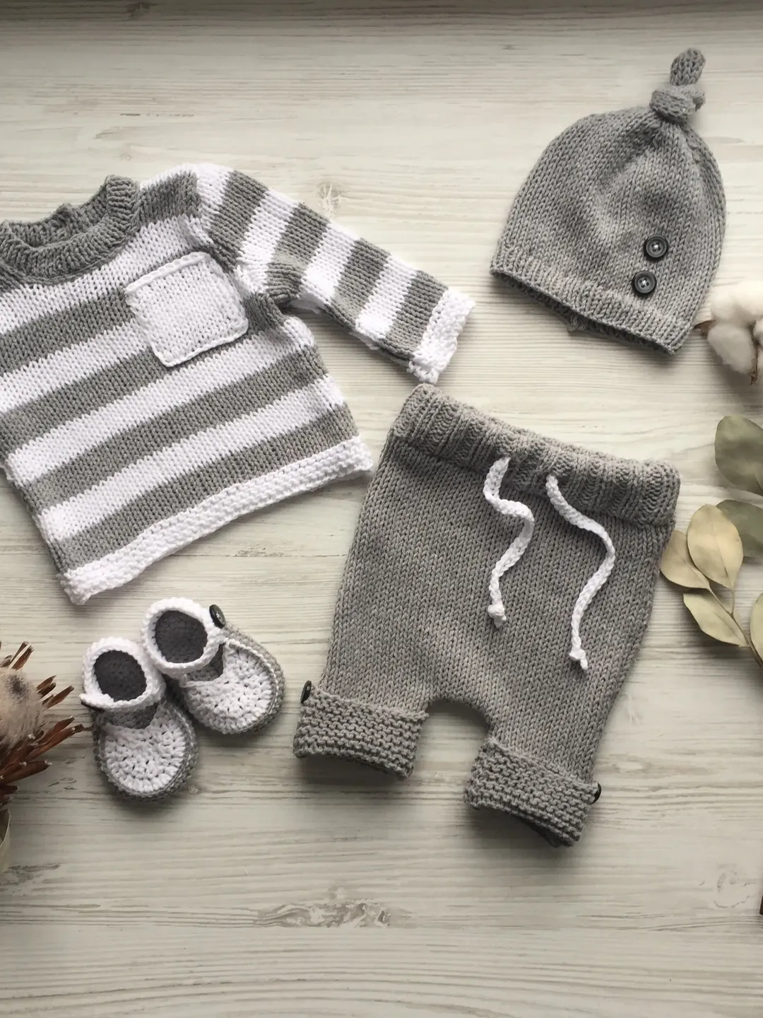 Knitting outfit for baby boy. Newborn boy clothing set. Take home outfit for boy. Baby shower gift for boy. Sweater ,trousers, hat, booties