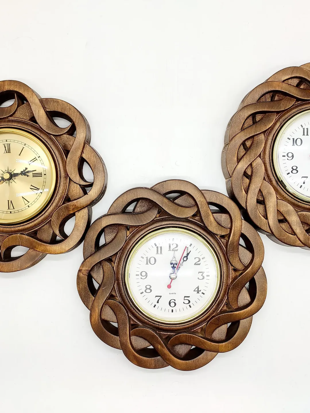 Big wooden clock, Wooden wall decor, small clock, Large wall clock, Rustic wall clock, Wooden clock, Wooden wall clock, carved wall art