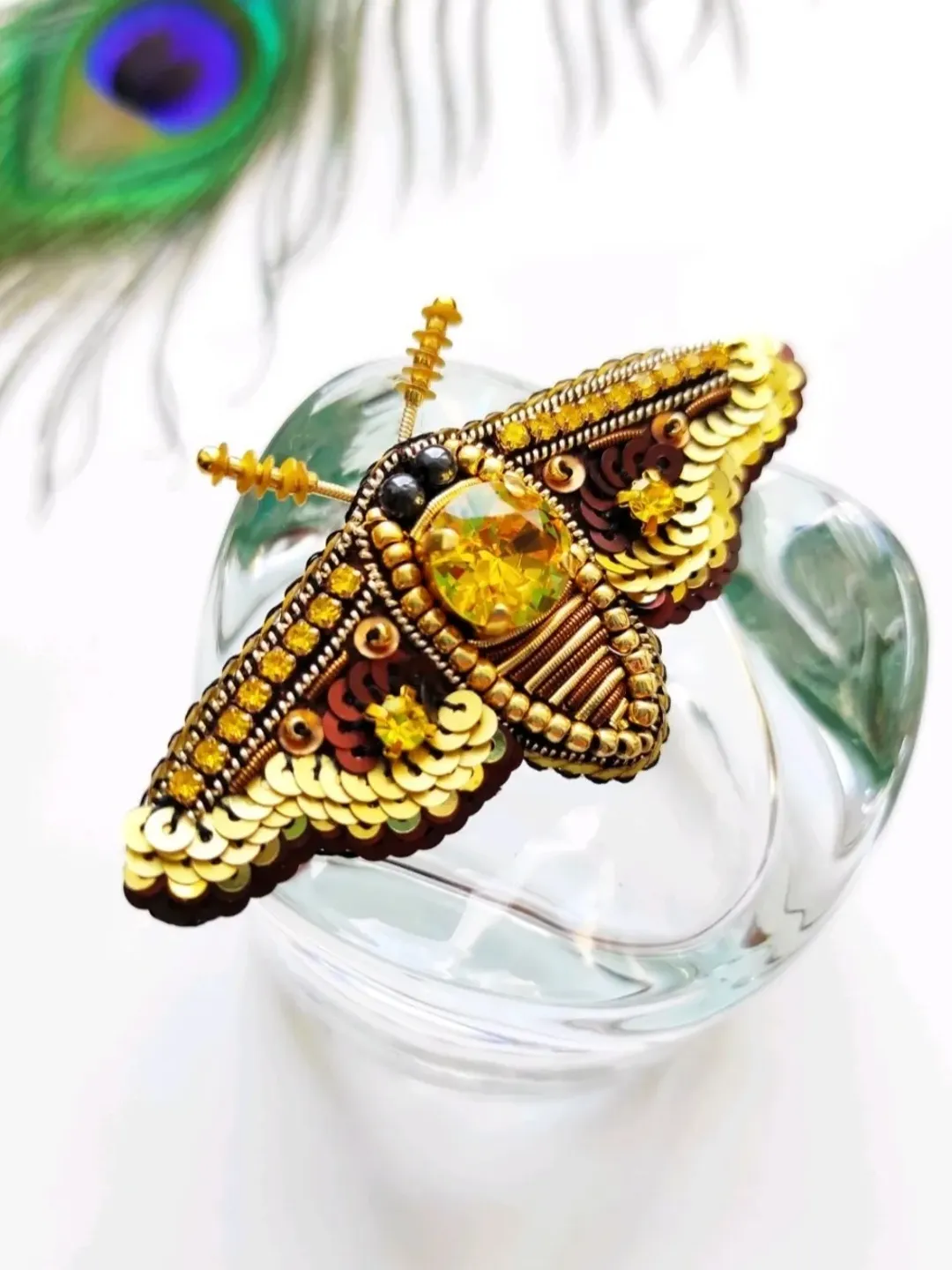 butterfly, Beaded insect brooch, insect pin, butterfly brooch, bug pin, bee brooch, bug brooch, insects, madam toto