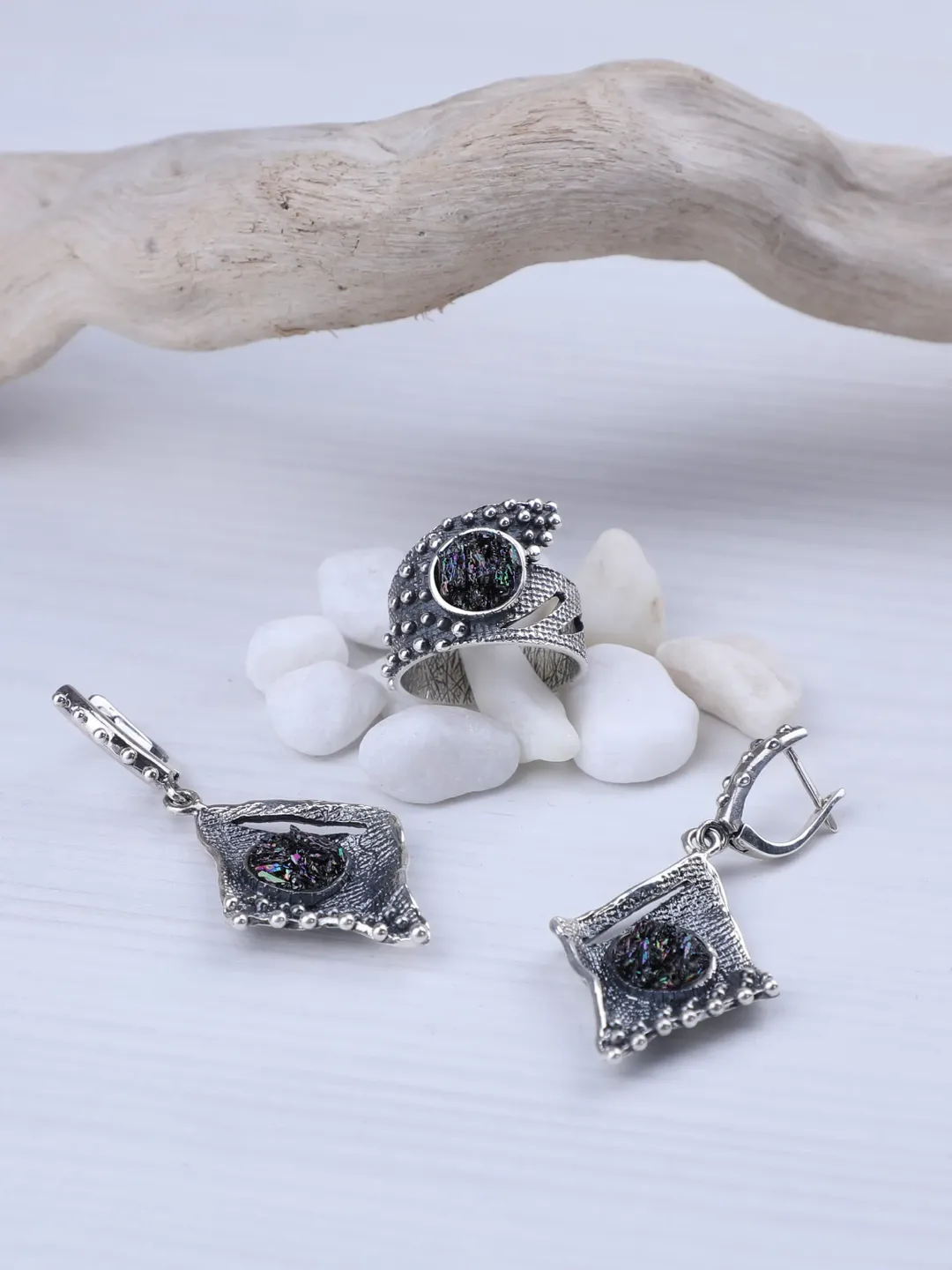 MADE TO ORDER Sterling 925 silver,  shimmery carborundum  jewellery set. earrings and ring.
