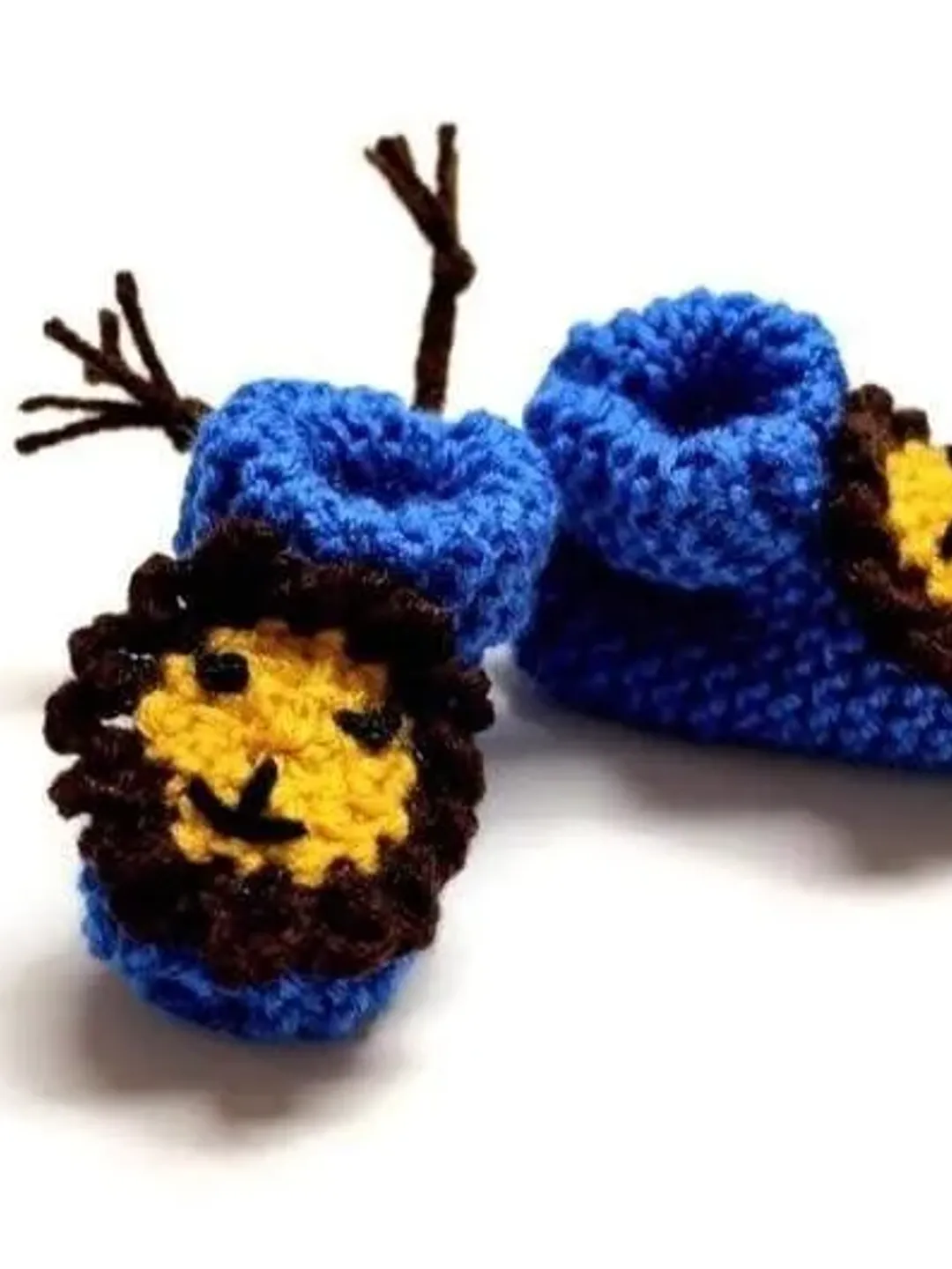 Knit Baby Shoes with Lion Face and Tail, Great Stocking Stuffers for Baby's First Christmas, Baby Socks, Baby Booties, Baby Shower Gift Idea