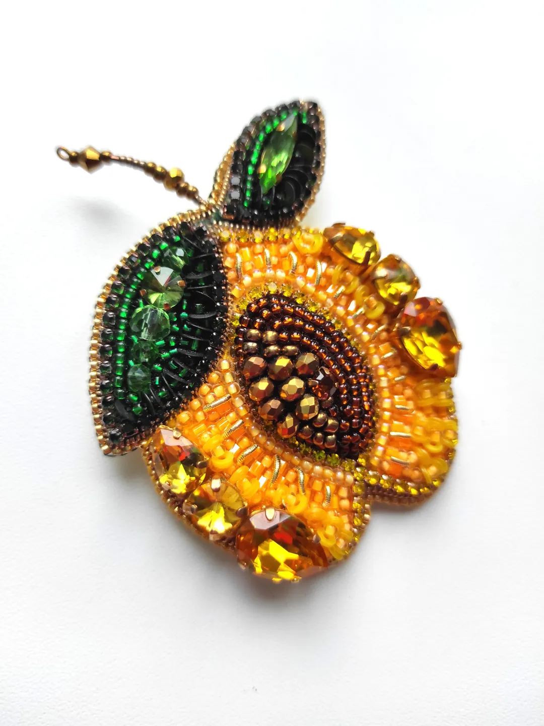 Beaded brooch, apricot pin, peach brooch, apricot, fruit brooch, bead brooch, gift for her, apricot brooch pin, beaded