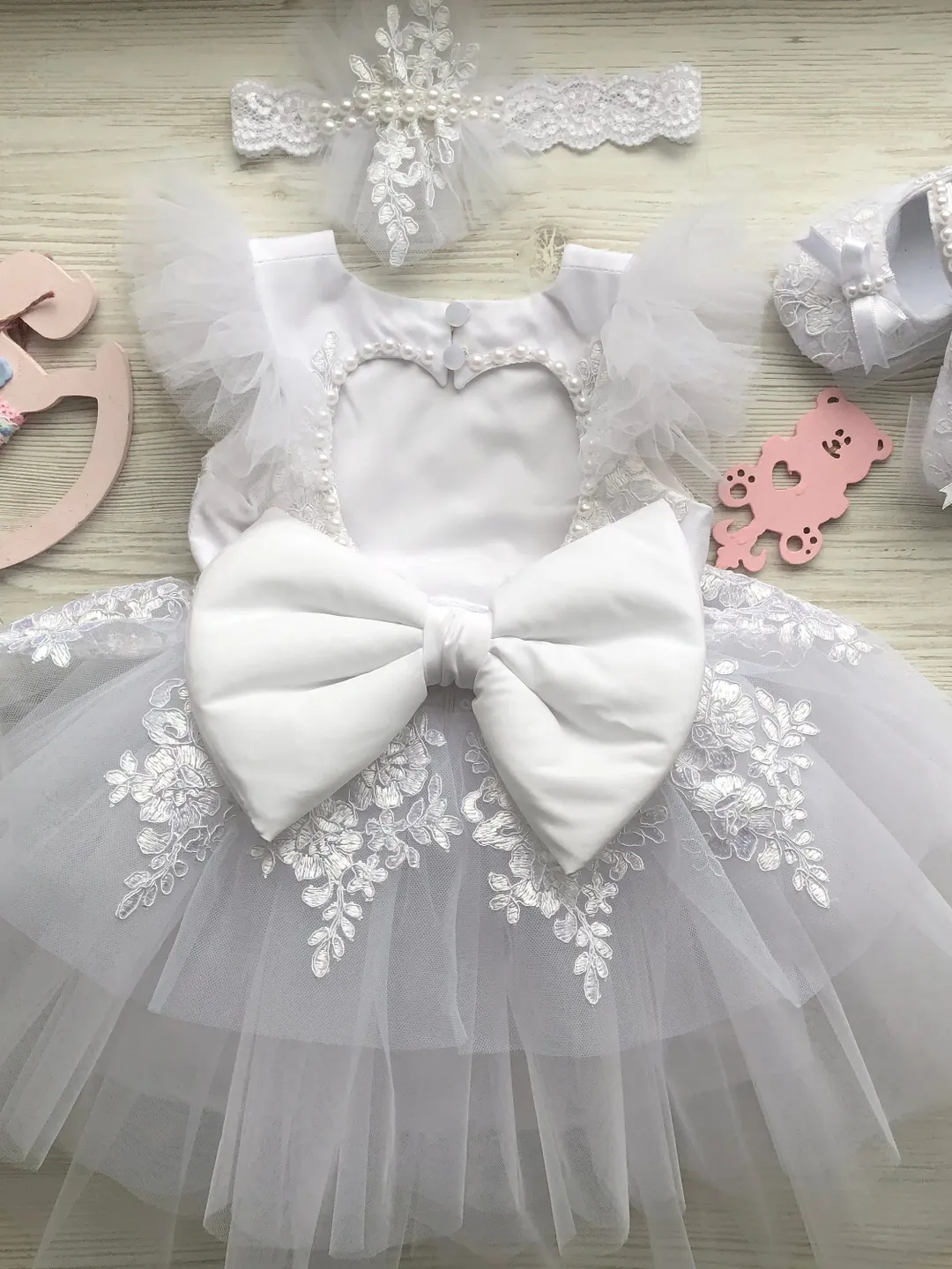 White dress with lace and pearls, headband and shoes for baby girl. Clothing set for baby girl. White, ivory or light pink dress for girl.