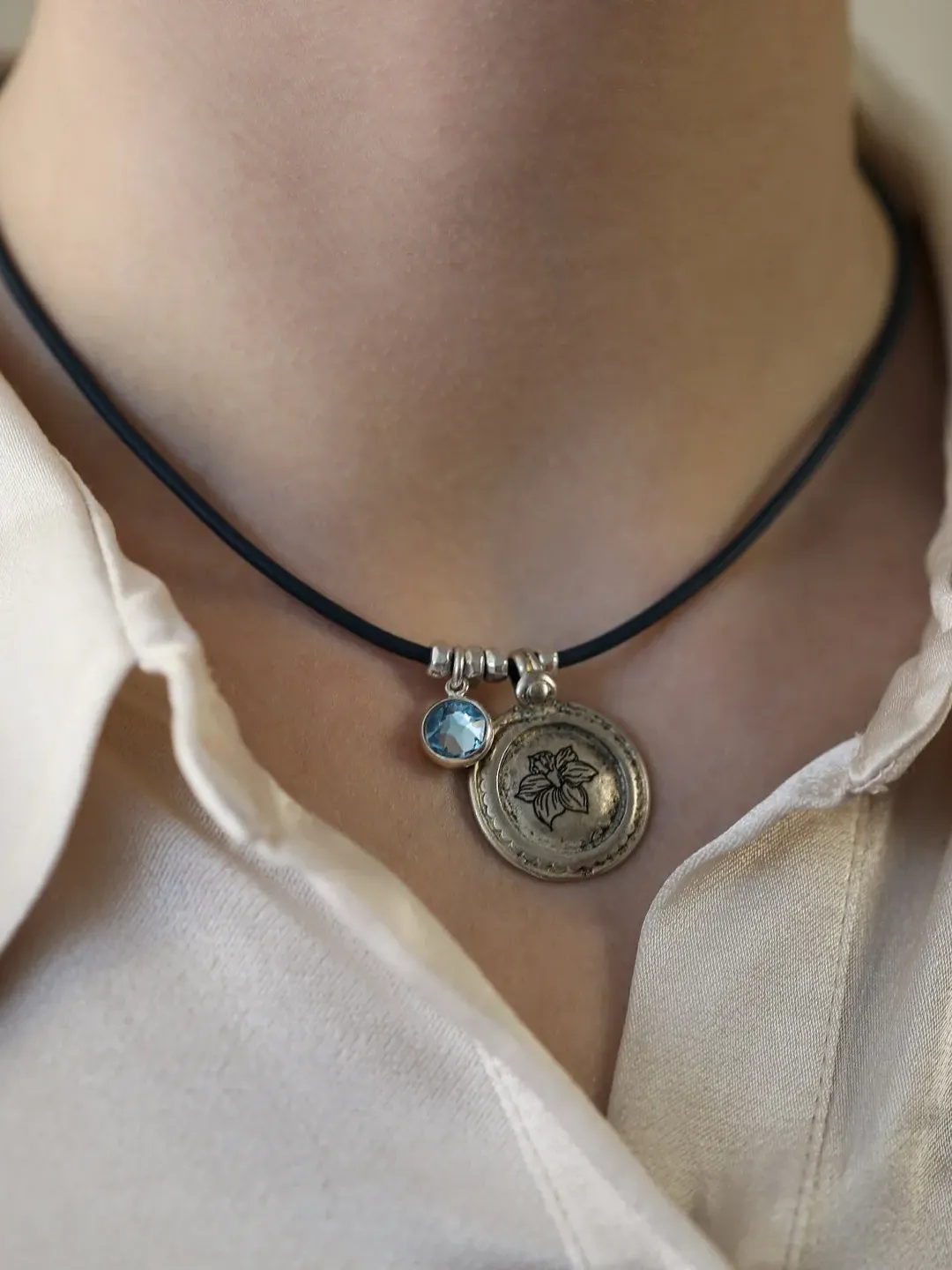 BIRTHSTONE BIRTH FLOWER Necklace, Personalized Birthday Gift for Her, Botanical Jewelry, Antique Silver Pendant, Vintage Birth Flower Charm