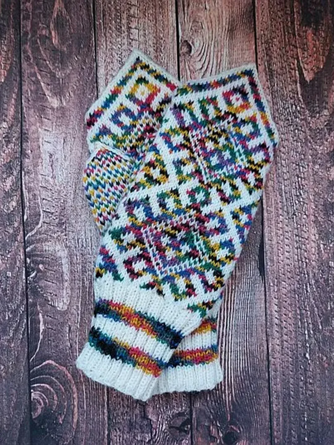 Women's hand-knitted wool mittens are very warm with a pattern