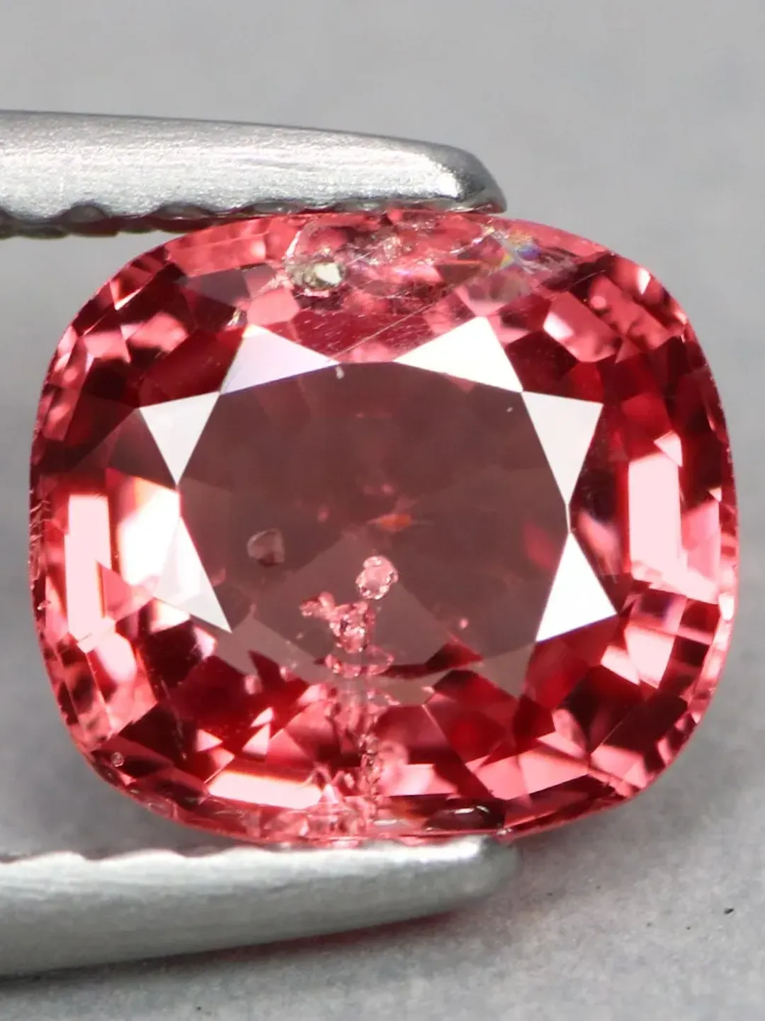 1.14 CT Remarkable ! Glittering Orange 100% Natural Spinel From Burma