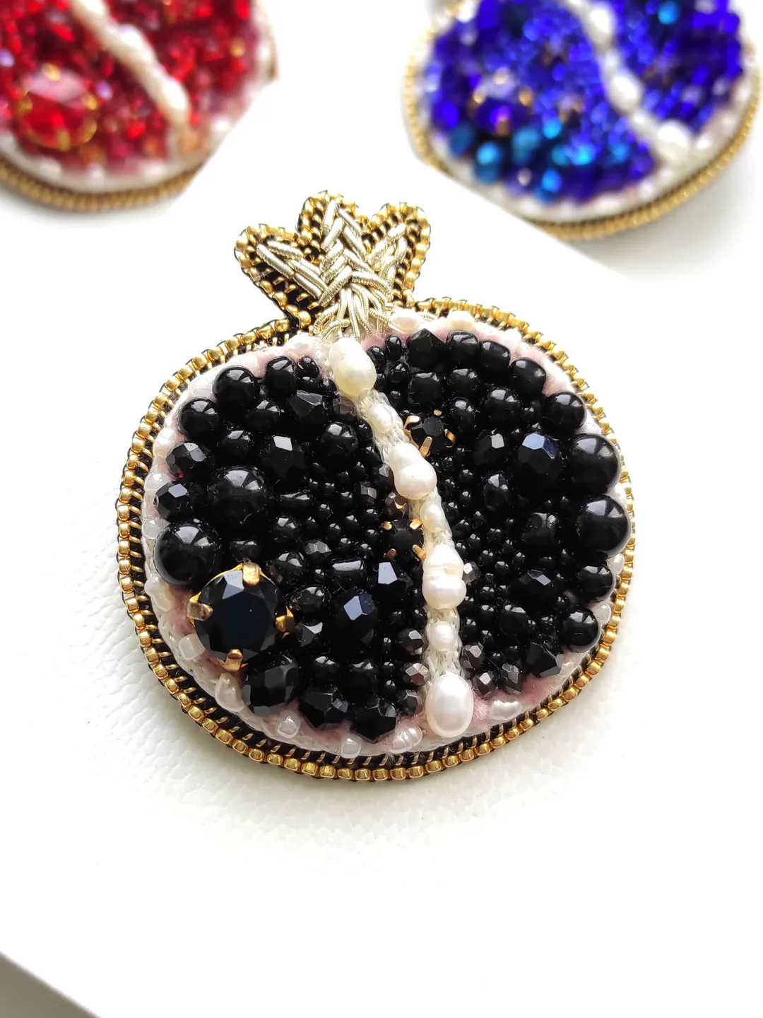 Beaded brooch, garnet pin, garnet brooch, garnet, fruit brooch, bead brooch, gift for her, red pin, red brooch, beaded