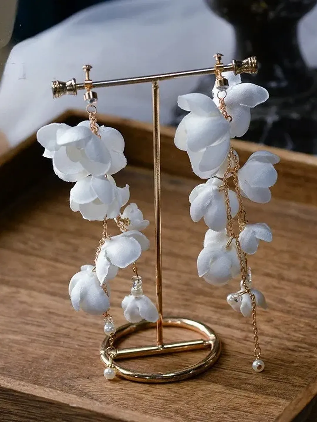 Clip On Floral Wedding Earrings, Floral Bridal Earrings, White Flower Wedding Earrings, Long Bridal Earrings, White Bridal Wedding Earring