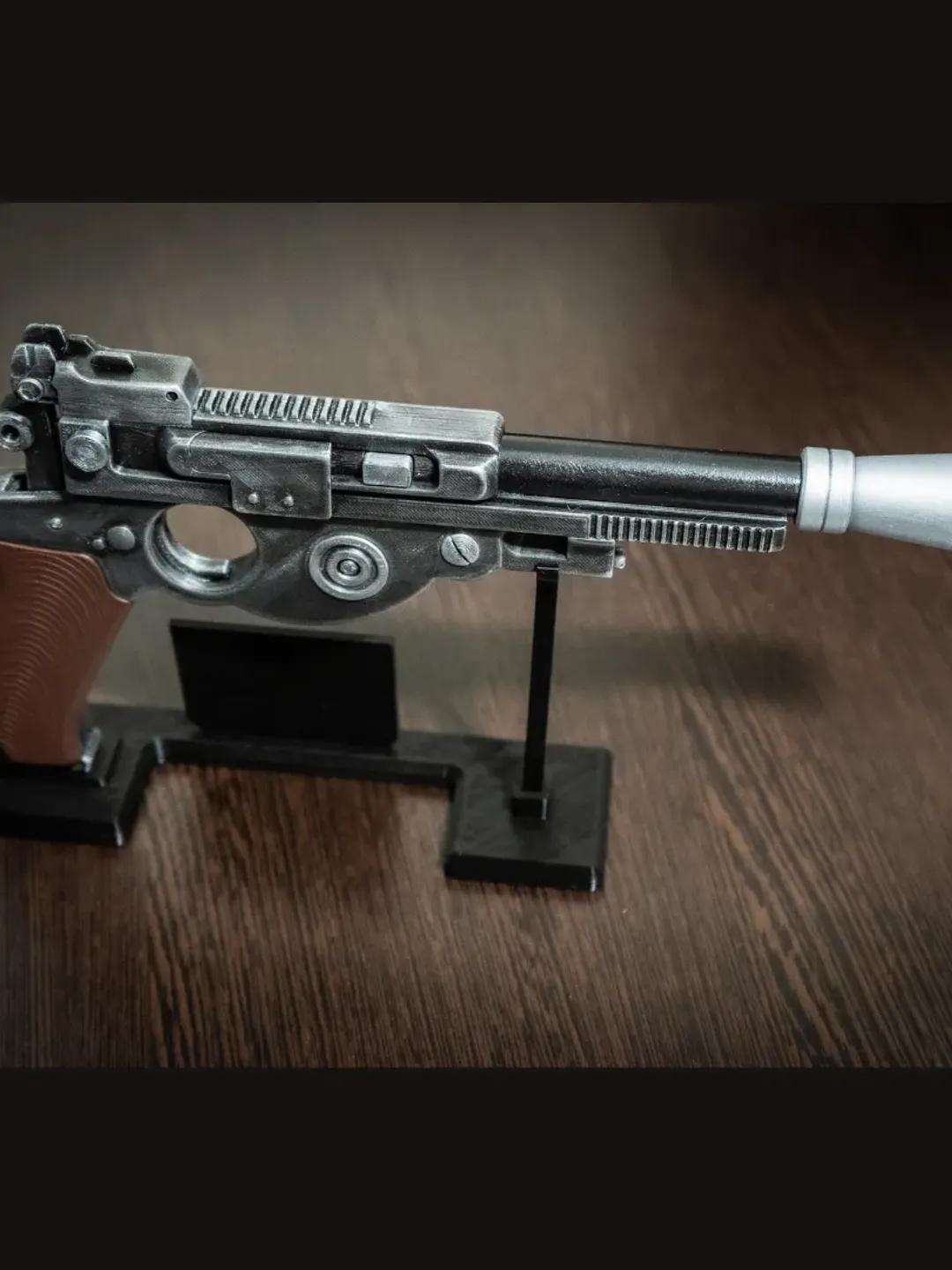 Mandalorian Blaster IB-94 Star Wars Replica | Star Wars Props