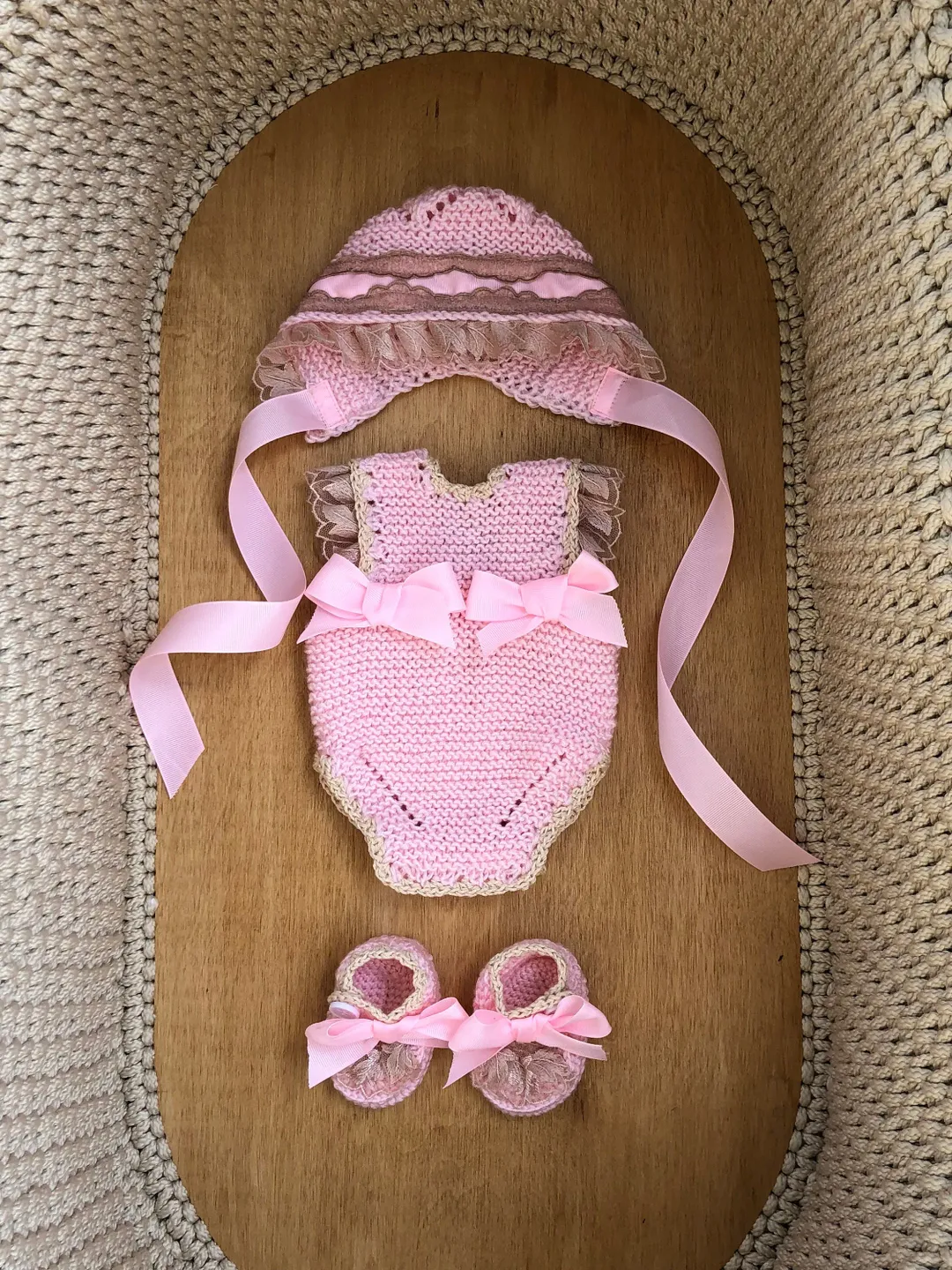 Knit romper, hat and booties for baby girl. Pink and beige outfit for baby girl.