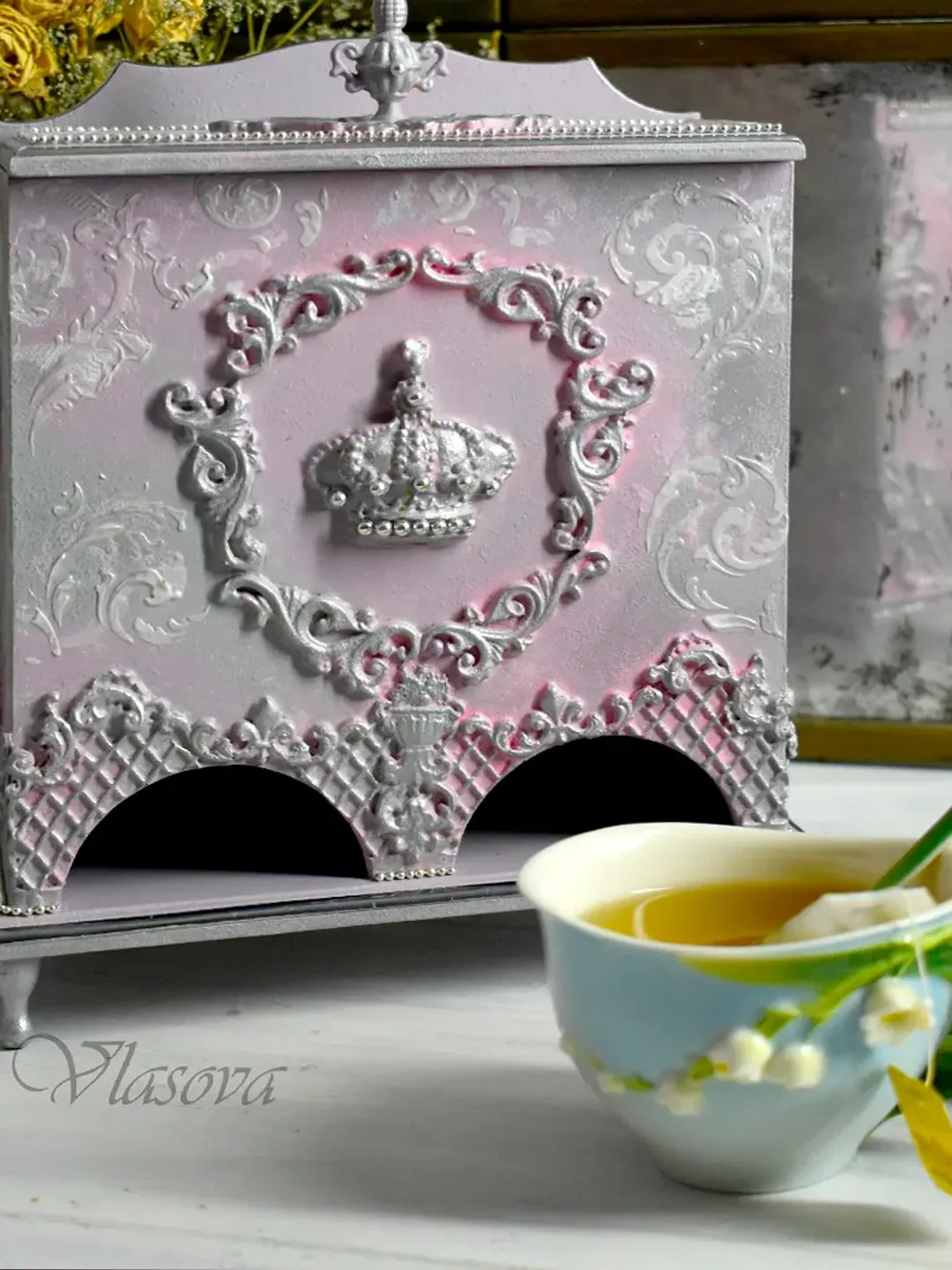 Pink Double Teahouse for Storing Disposable Tea Bags CROWN