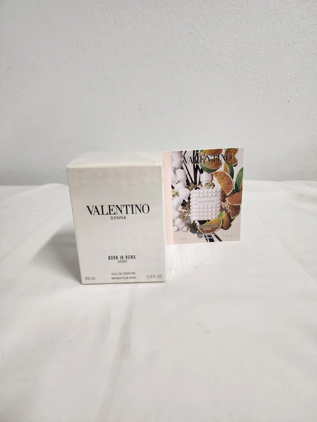 Valentino Donna Born in Roma Ivory Eau De Parfum 3.4oz / 100ml
