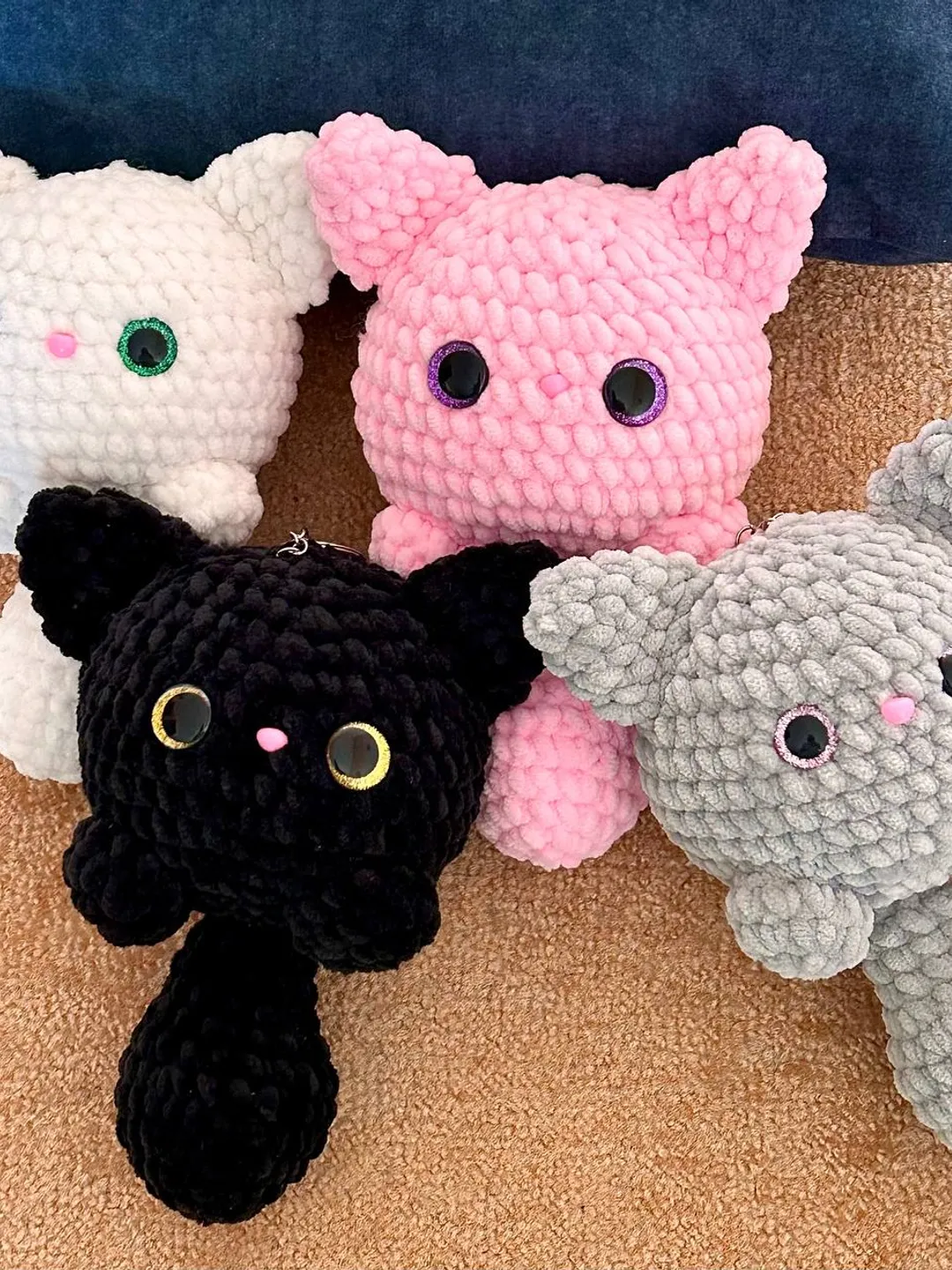 Crochet cat keychain pattern Amigurumi kitty pattern