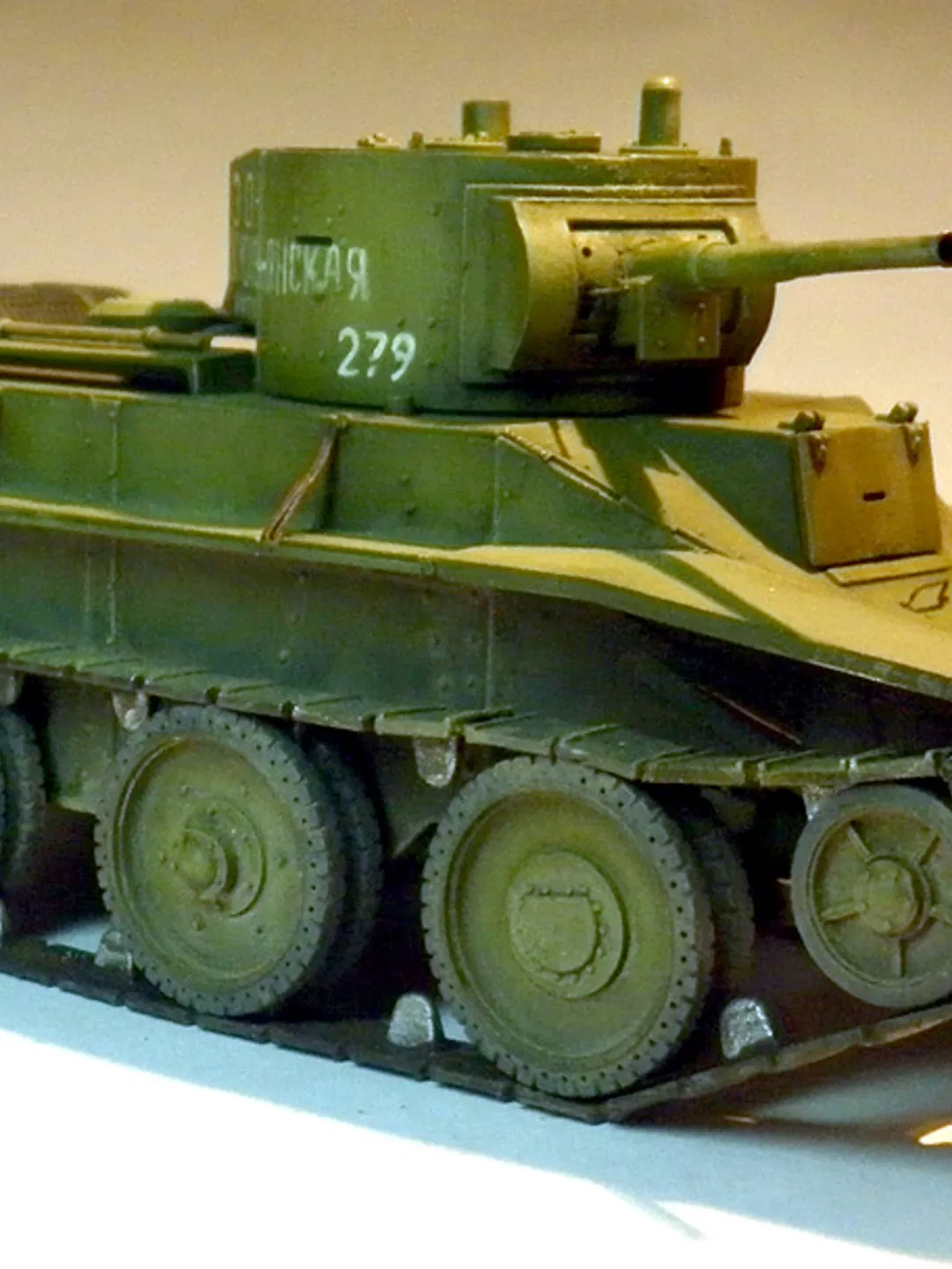 Built model Soviet light tank BT-5, 1/35 scale