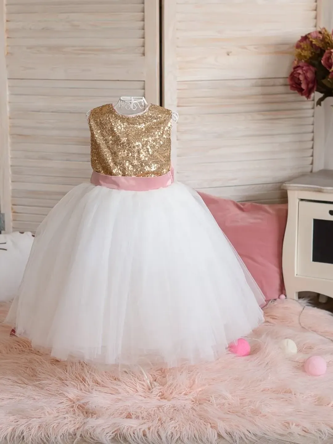 Flower Girl Sequin Tutu Dress with Bow, Gold and Ivory Dress for Flower Girl, Girl Birthday Gold Sequin Outfit, Birthday Dress for Baby Girl
