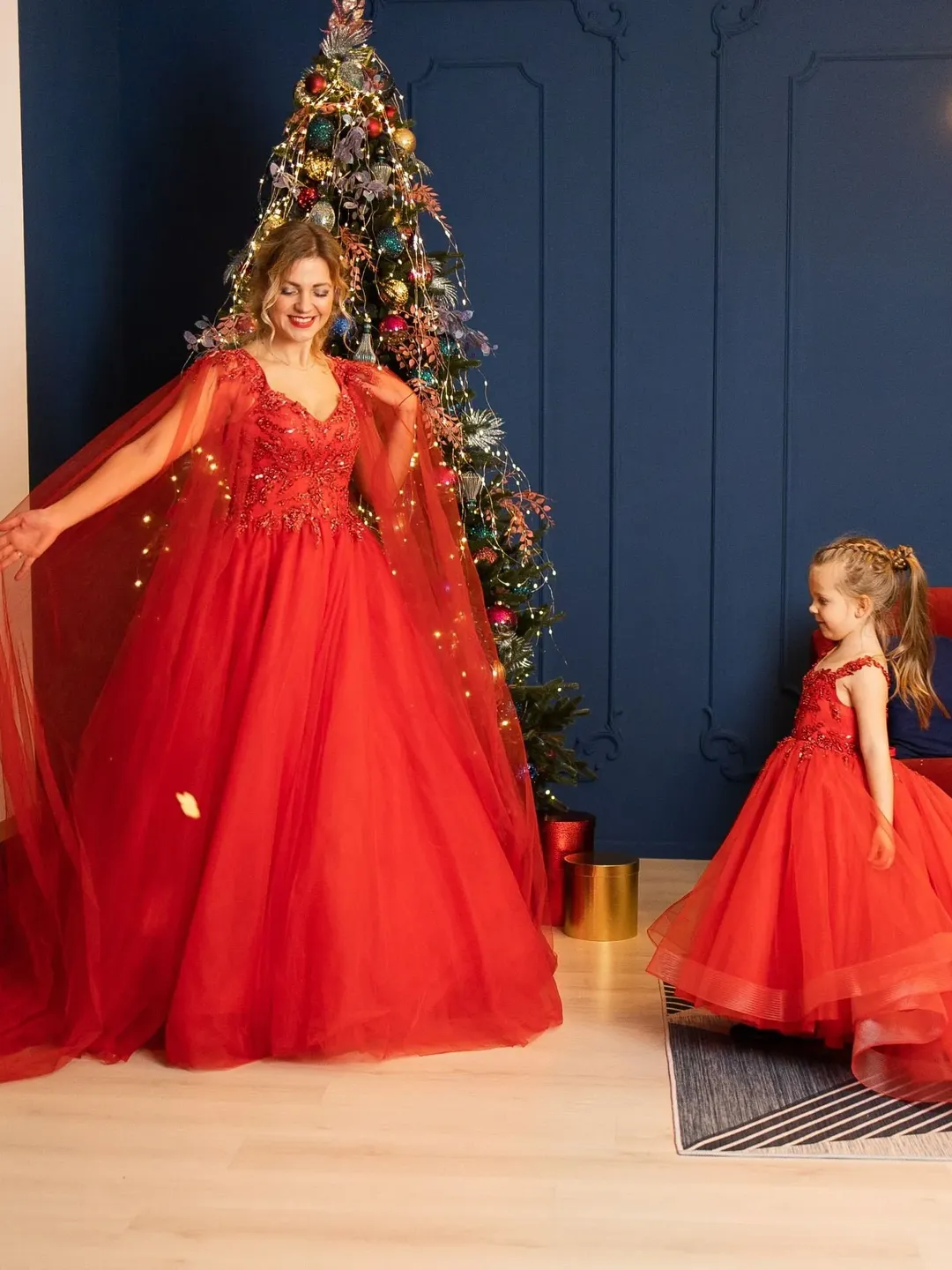 Red Christmas Dresses, Mommy And Me Photoshoot Dress, Xmas Tutu Dress,  Mother And Daughter Matching Holiday Dress, Flower Girl Dress