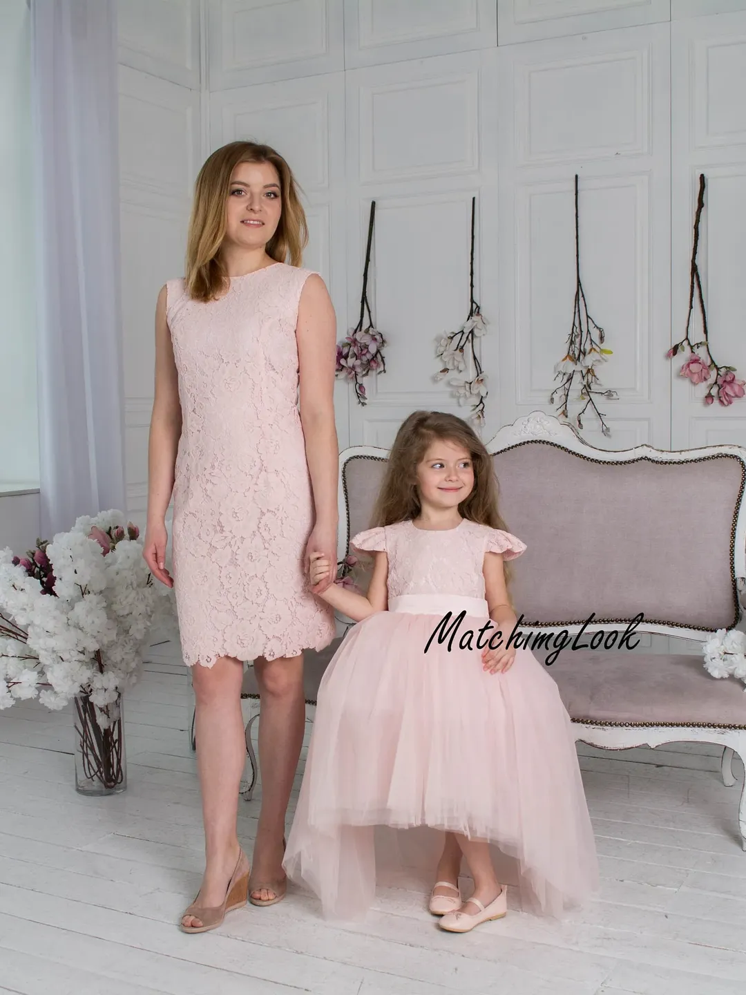 Mother Daughter Matching Dress, Mommy and Me Outfit, Blush Flower Dress, Mommy and Me Dress, 1st Birthday Dress, Matching Photoshoot Dress
