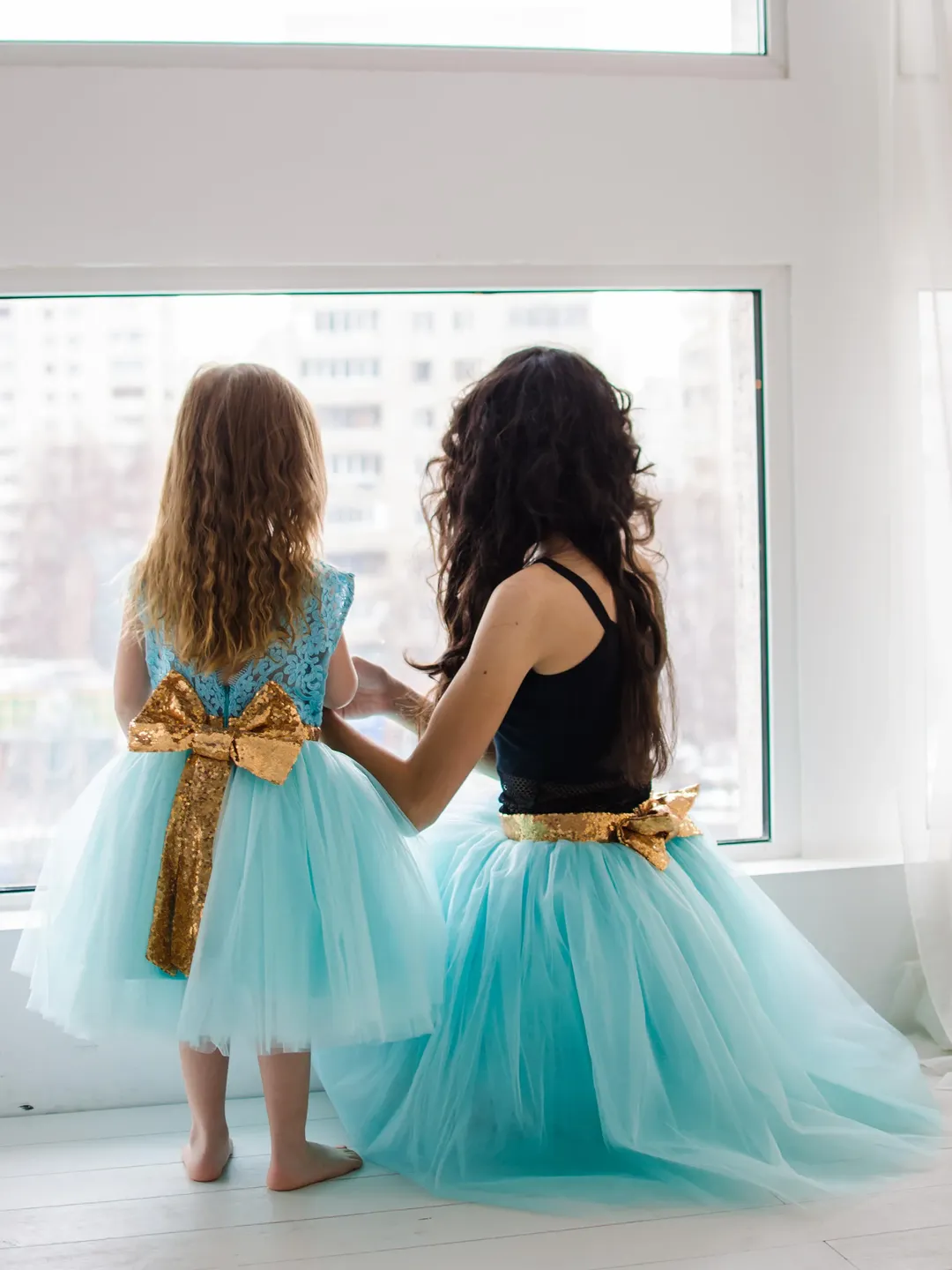 green emerald velvet dress Oyemwen Mother and Daughter Orchid Dress Set main image 1