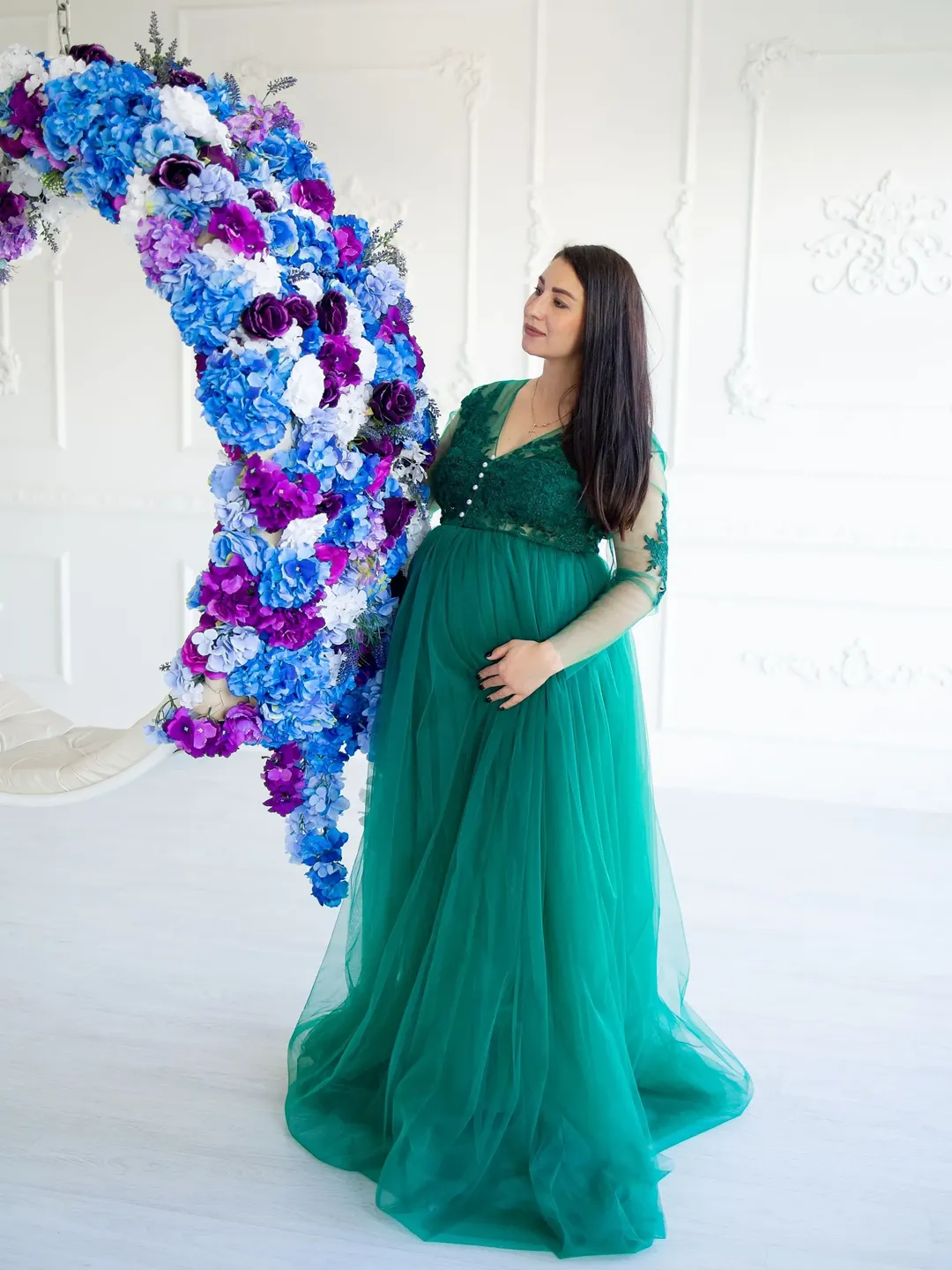emerald green maternity dress Forest Lace Mesh Overlay Maxi Enjoy a blend of style and sophistication all in one Emerald Green Maternity Gowns |