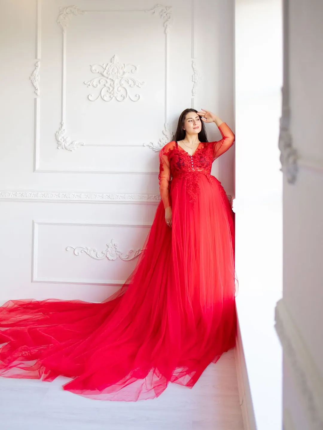 Red Maternity Gown, Red Pregnancy Dress, Christmas Photoshoot Dress, Tulle Holiday Robe, Pregnancy Photoshoot Dress, Formal Gown Dress