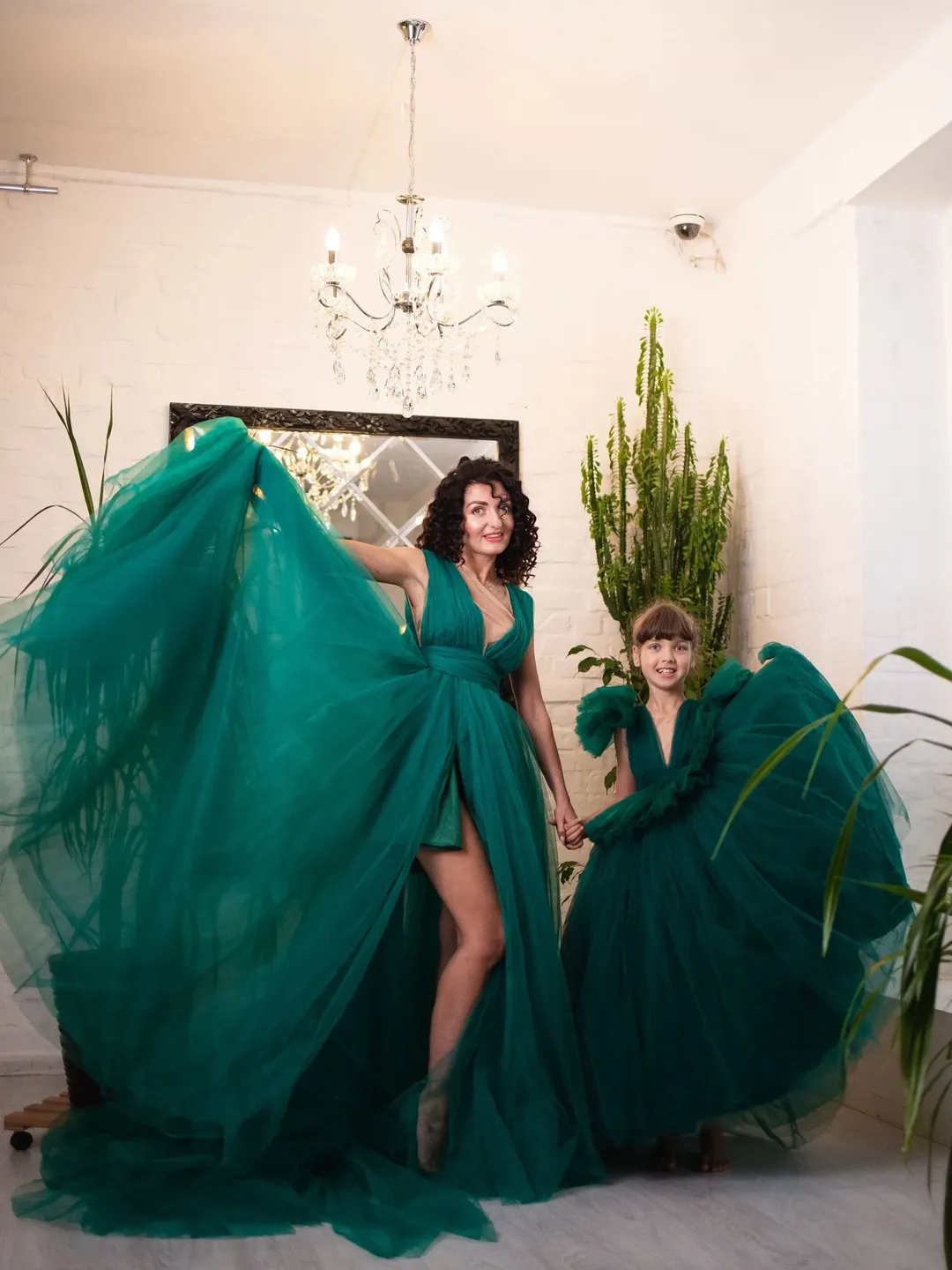 Birthday Party Dress For Mom Daughter Emerald Green Mommy And Me Ball Gowns Emerald Green Dress, Birthday Party Dress For Mom Daughter Emerald Green Mommy And Me Ball Gowns Emerald Green Dress,