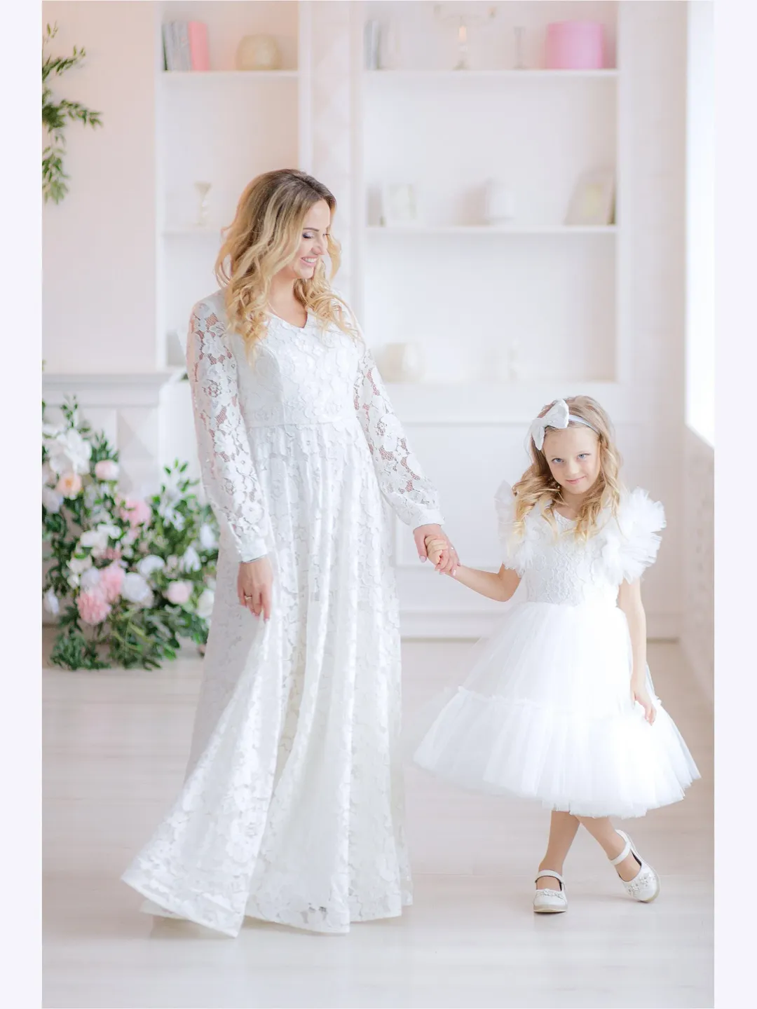 chinese dress ladies Long Sleeve Pink Lace Mother Daughter Matching Gowns MGD142